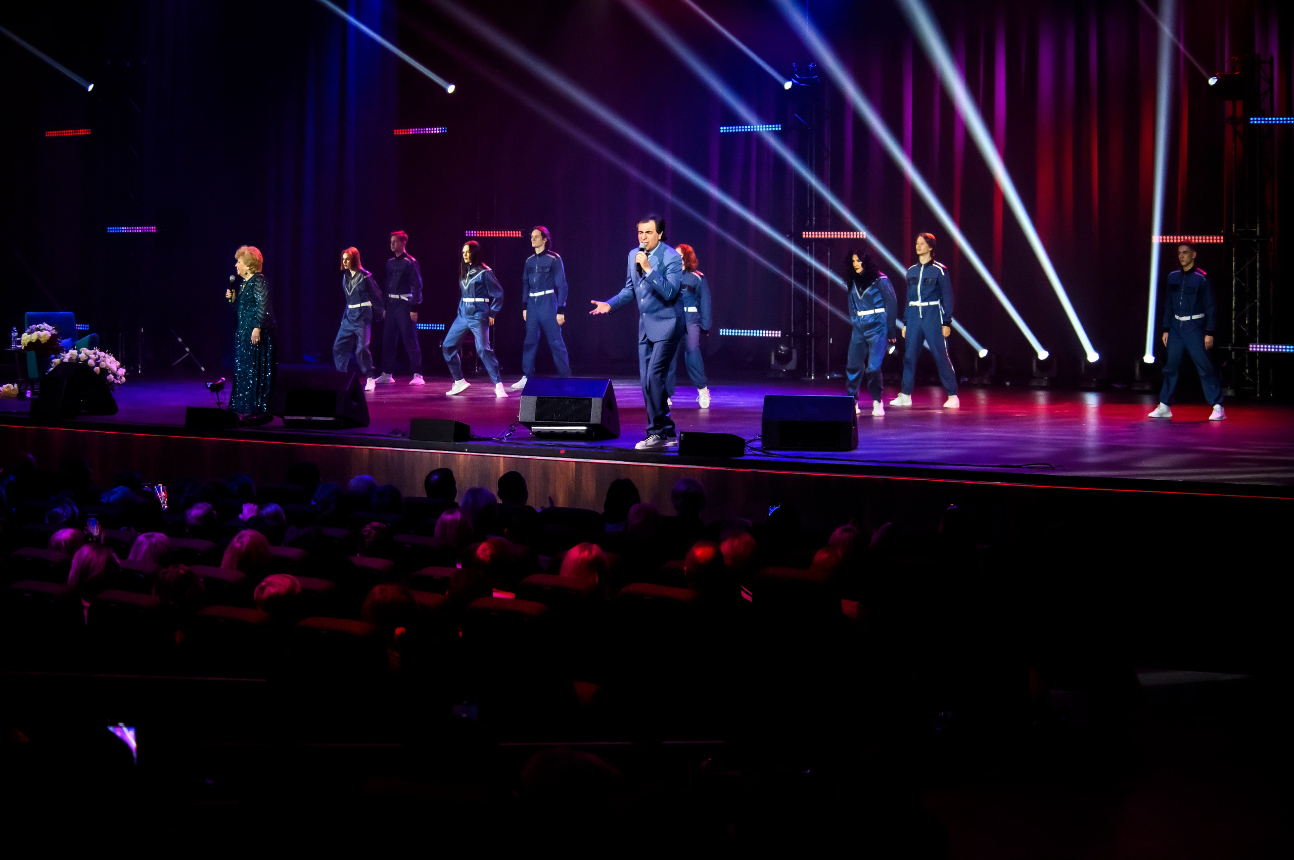 Лариса Рубальская — КЗ «Москва», Остров мечты. Бренд-фотограф для экспертов и блогеров в Москве Влада Горбовская