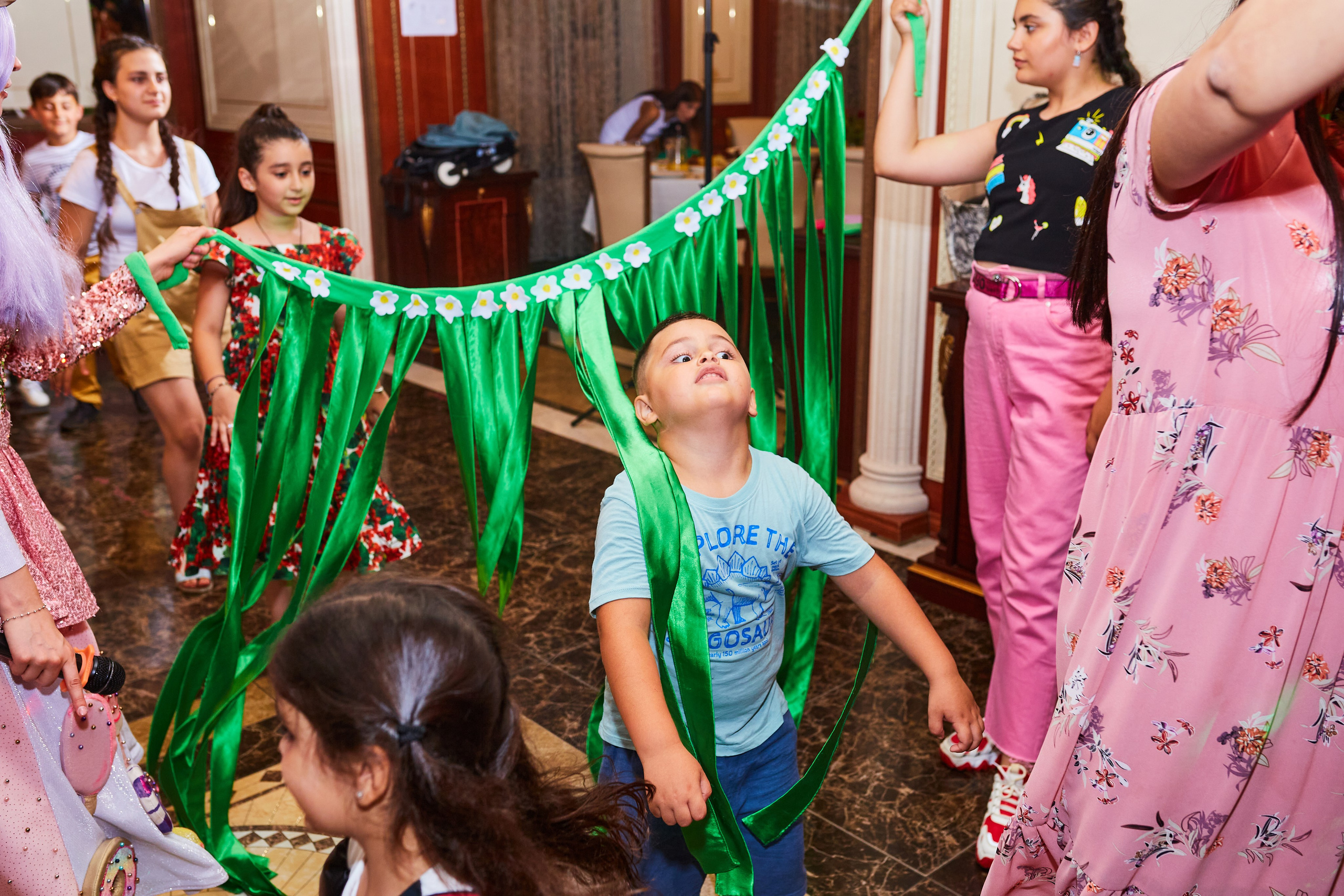 Детский День рождения с салютом, фокусником и тиктокерами, конечно же. Кокорин Евгений Фотограф