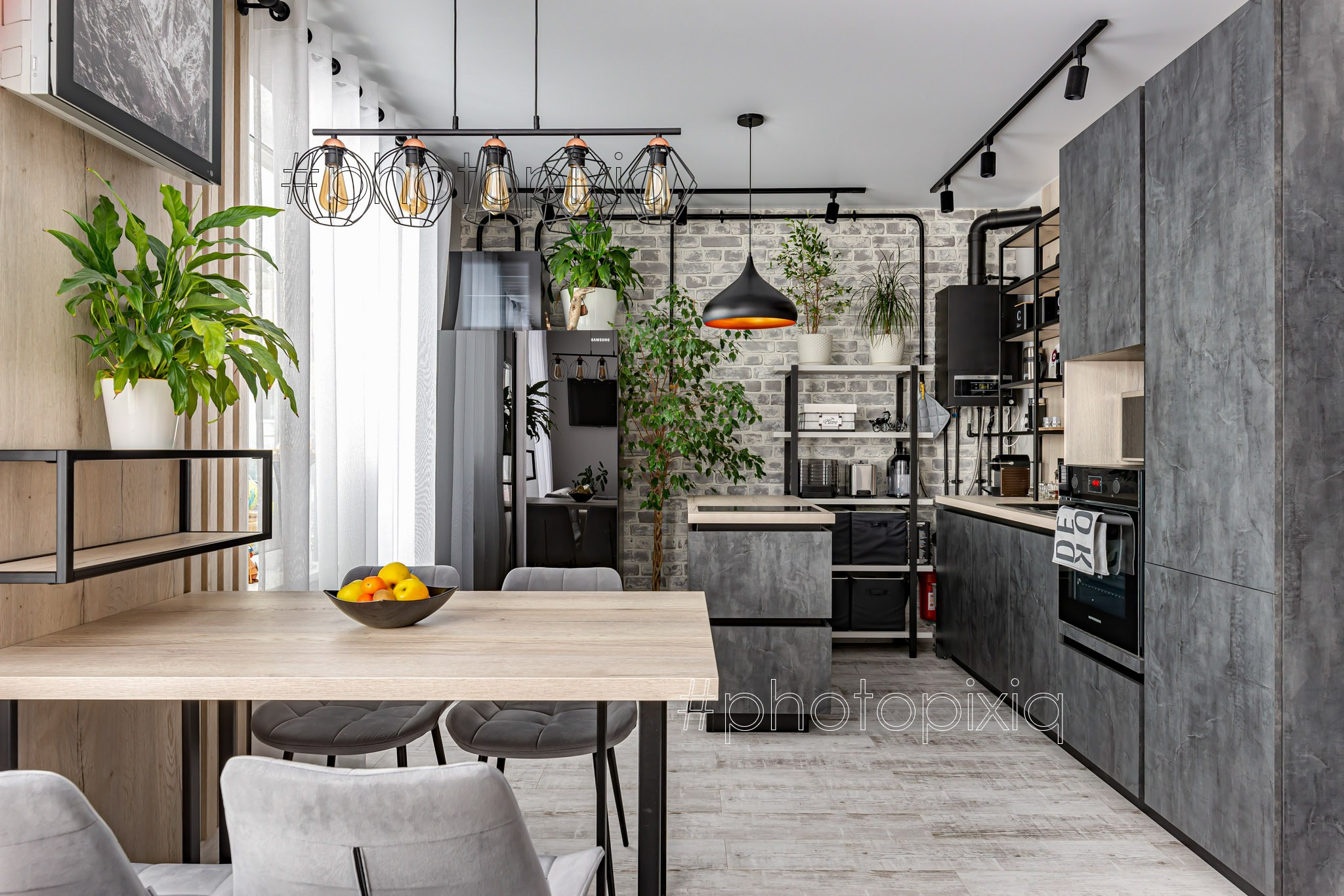 Интерьерный фотограф Кузнецов Сергей — квартира евротрешка фото для продажи в посёлке САМПО