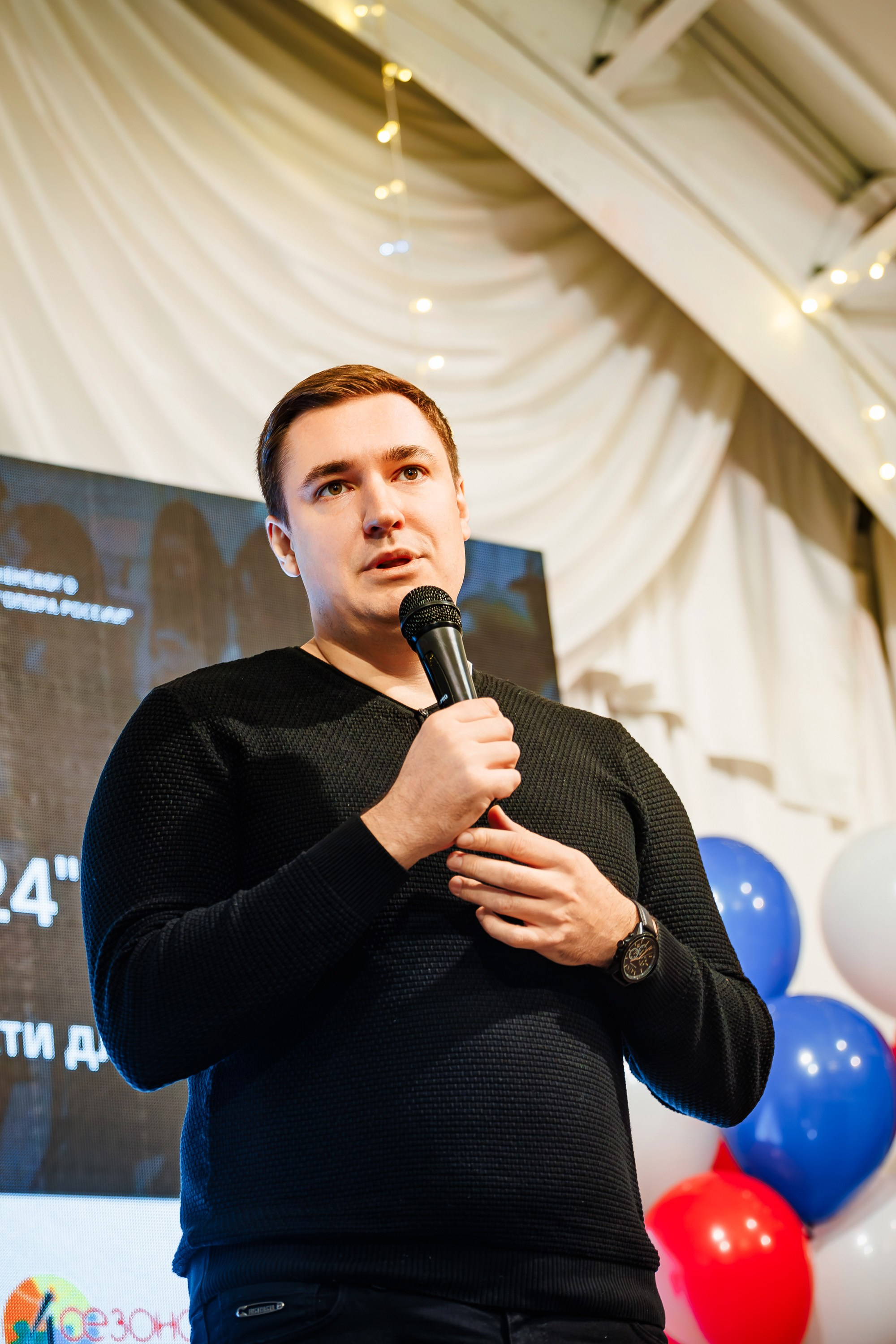 Бизнес — форум «Женщины Крыма 2024»_Симферополь_Рыбацкая деревня_23.11.24. Аминов Руслан | Фотограф