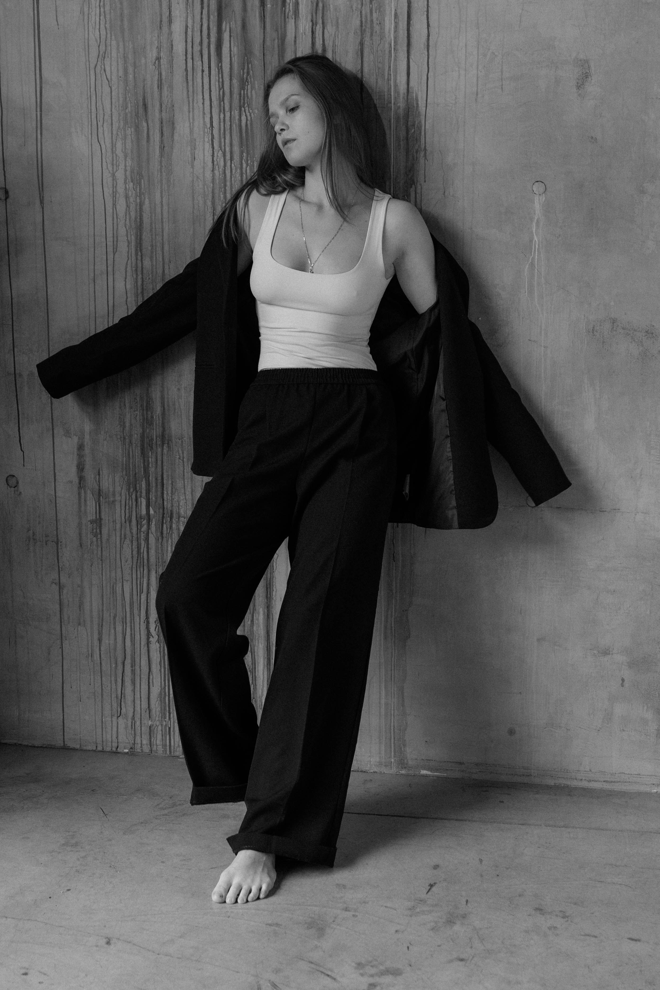 Девушка в студии. Свадебные и индивидуальные съемки в Санкт-Петербурге фотограф Анна Жирохова