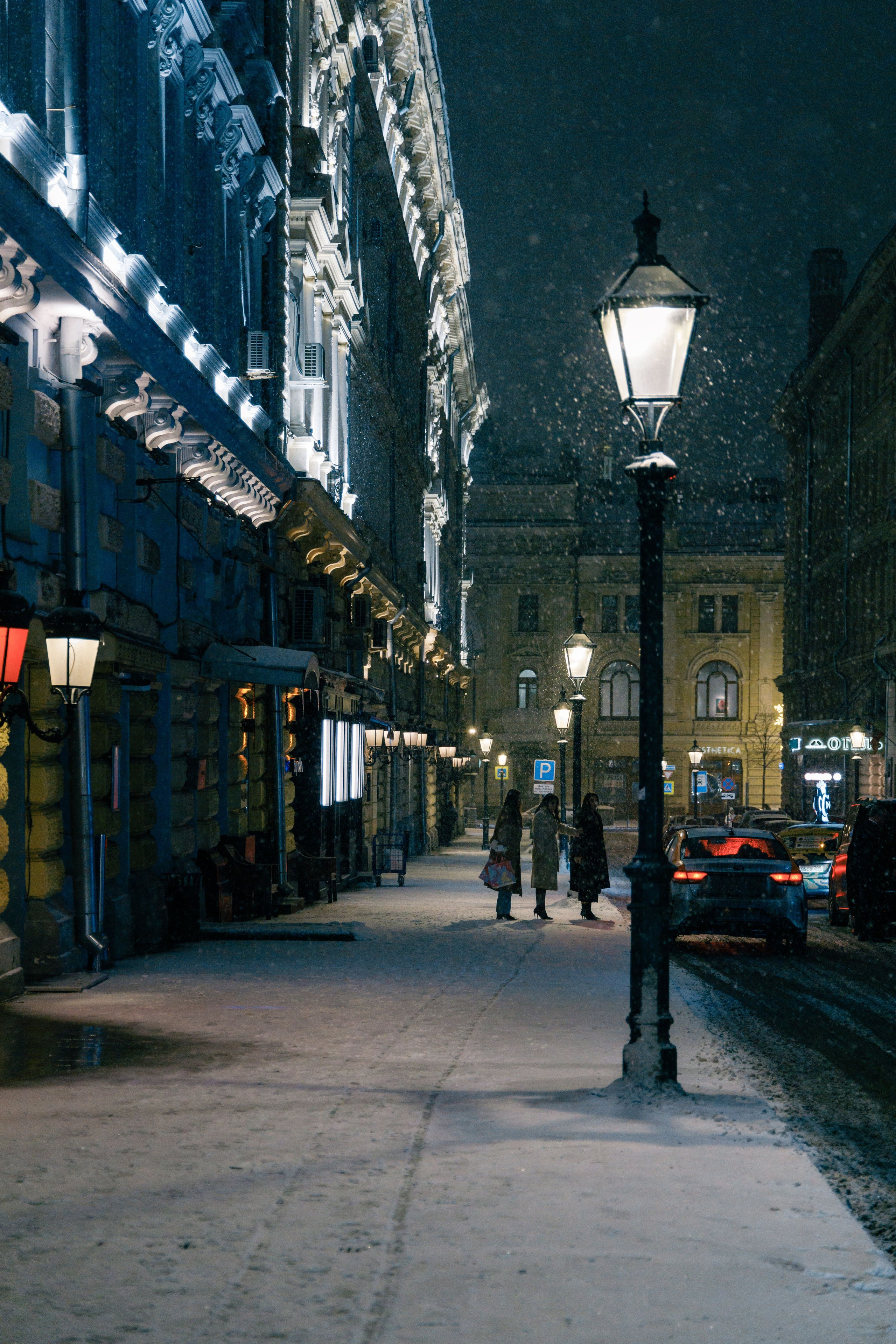 Street Photography. Street & Portrait photographer Lina Thorne based in Moscow