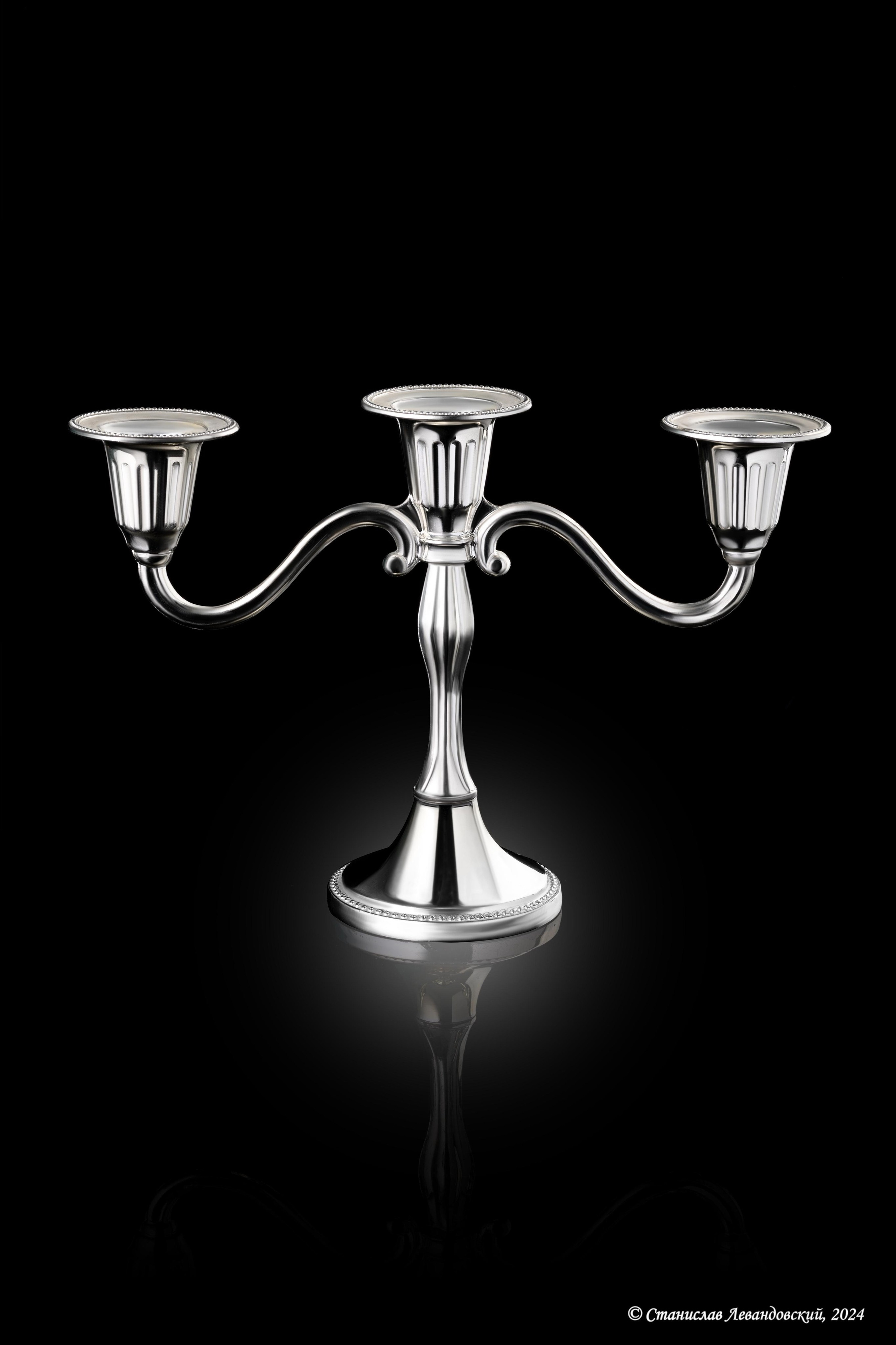 Предметы с глянцевой поверхностью. Предметный фотограф в Москве Станислав Левандовский