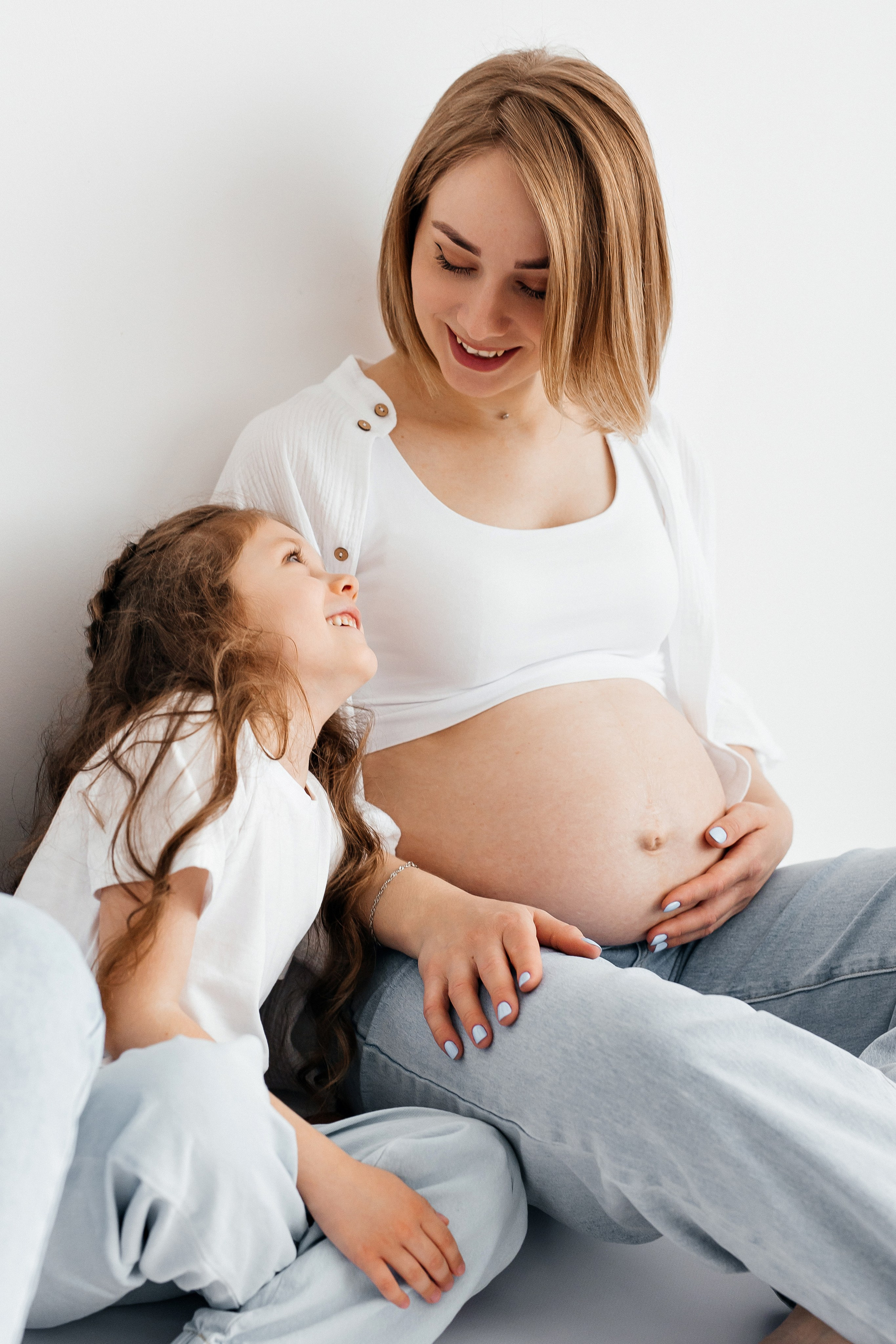 Беременность. Профессиональная детская и семейная фотостудия в Краснодаре
