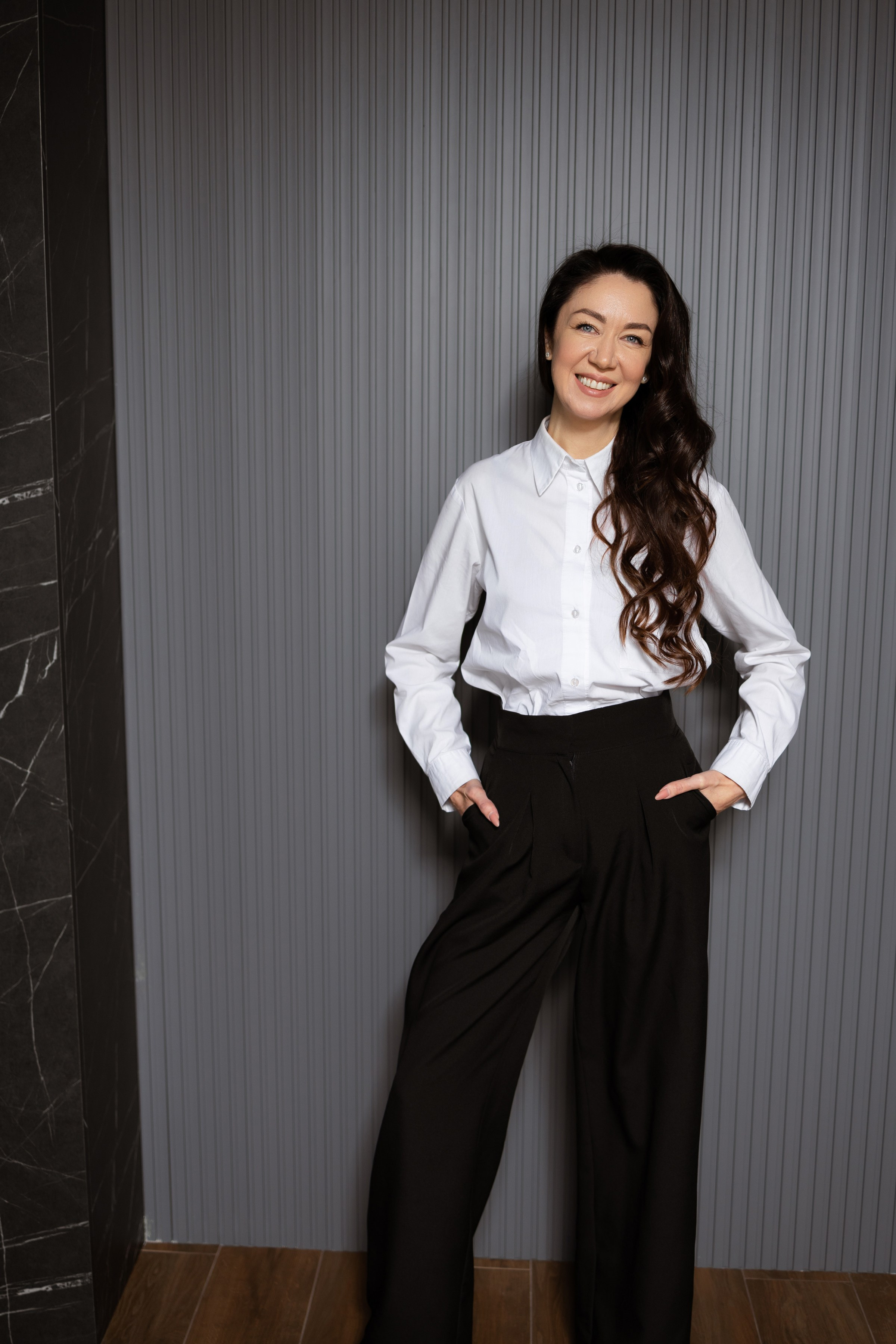 Деловой портрет. Портретный фотограф СПб, женский фотограф, минимализм и эстетика