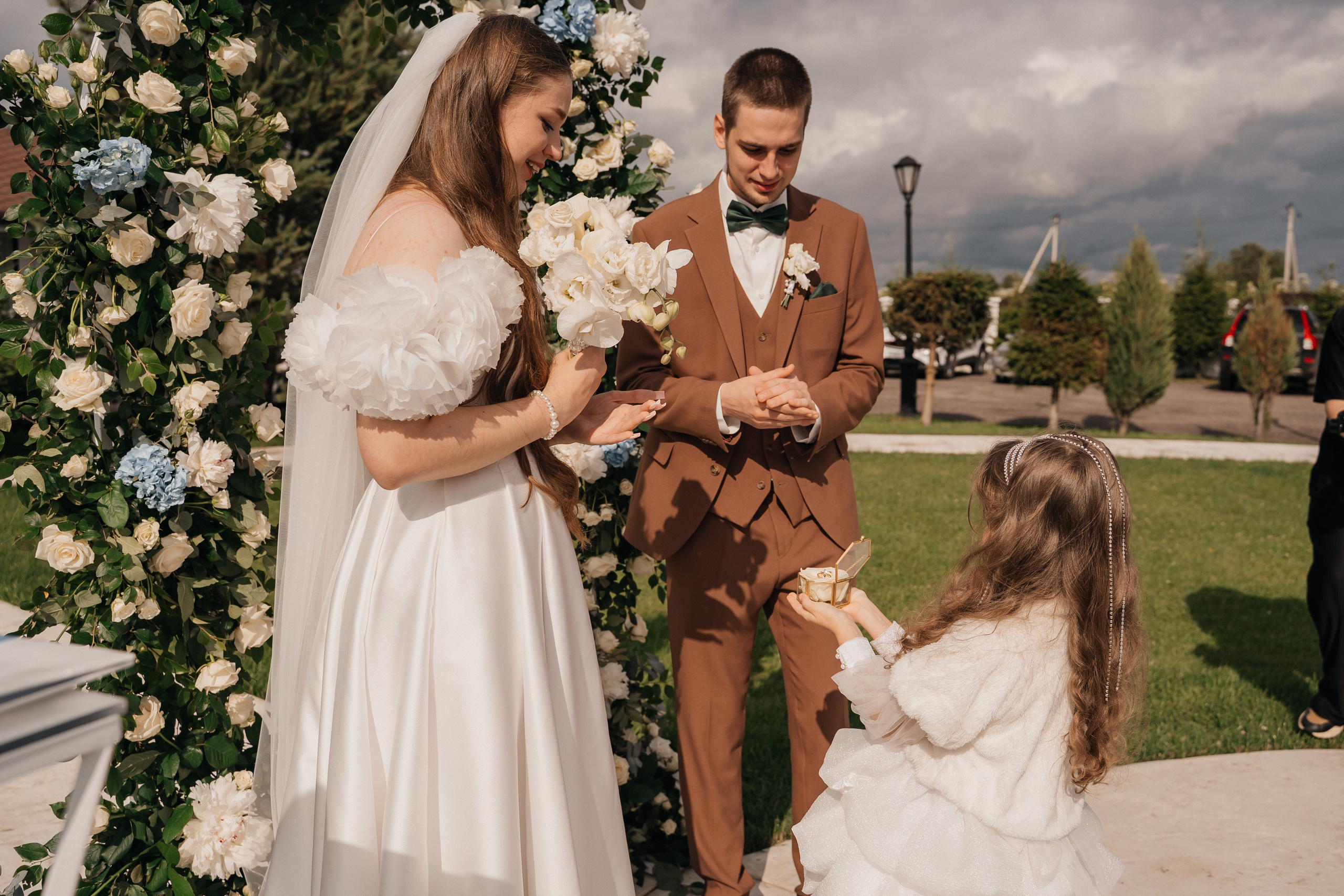 Wedding «Laugh and cry». Свадебные фотограф и видеограф Наталья и Анатолий Новиковы СПб