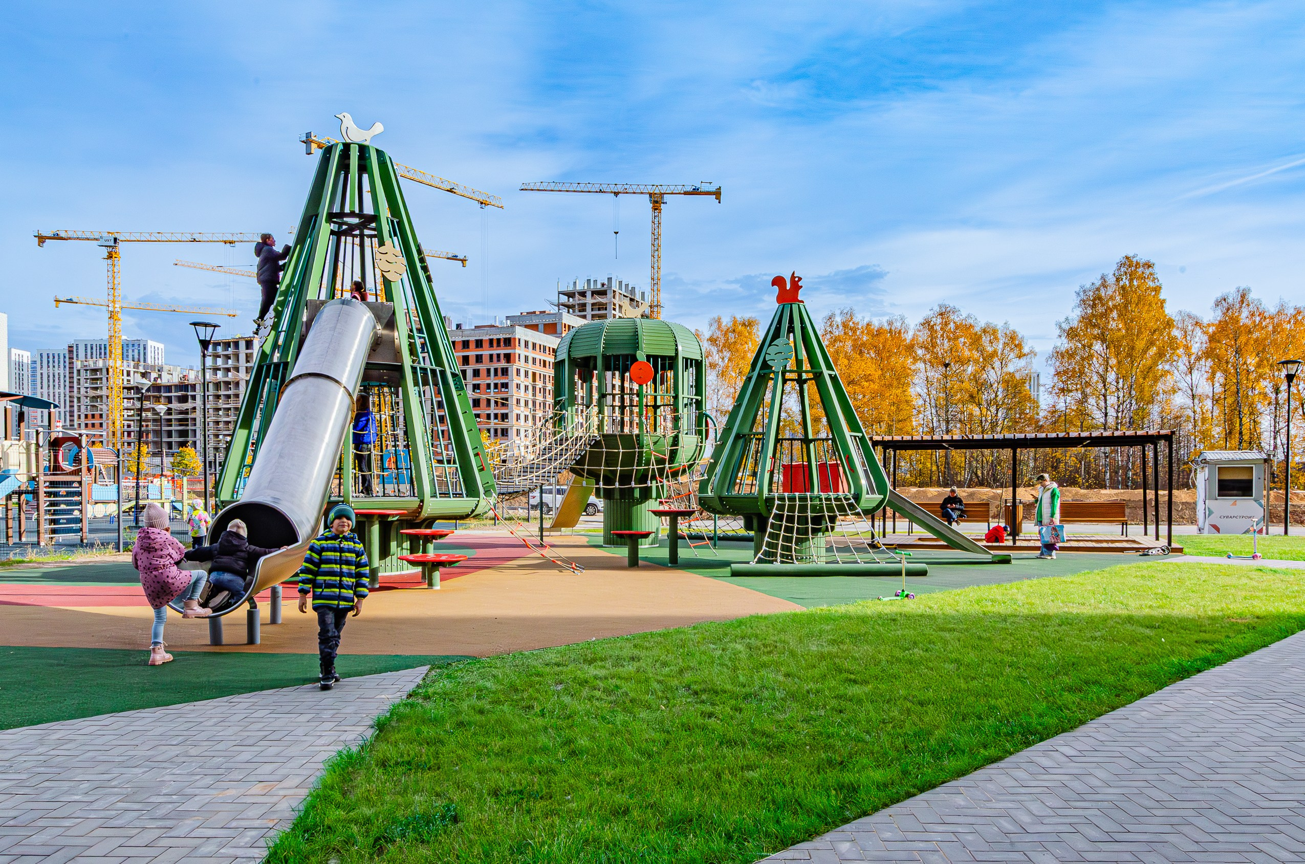 Детская площадка на Р.Гареева 103а. Nataliphotokzn.ru Фотограф. Казань. Интерьерная съёмка