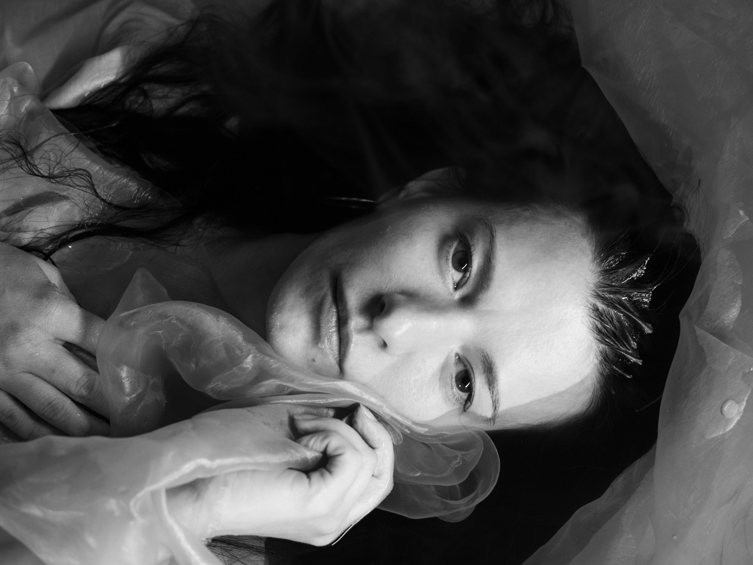 Женский портрет Фотосессия в воде Фотограф в Омске Ульяна Красикова 