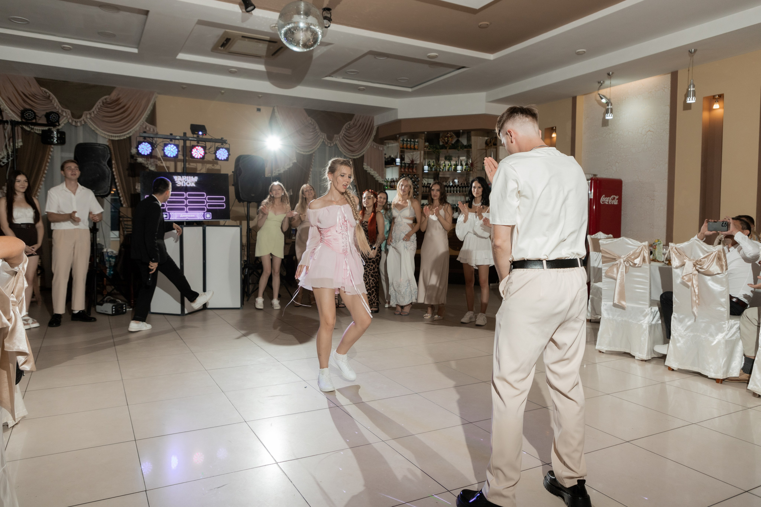 Роман и Александра (банкет). Свадебный фотограф Ангелина Сунгатулина | Саратов | Балаково | Вольск