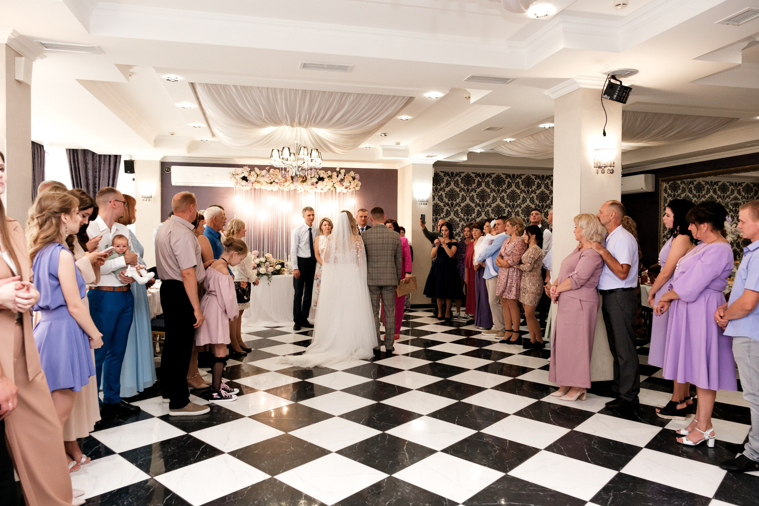 Свадебная фотосессия Волгоград. Свадебный и семейный фотограф в Волгограде Кристина Иванова