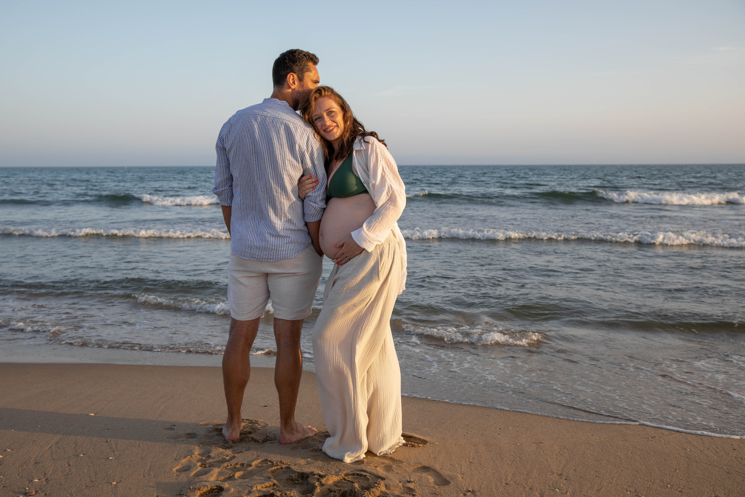 An Ocean of Love and Anticipation. Professional Photographer in Portugal. Oksana Lomnova
