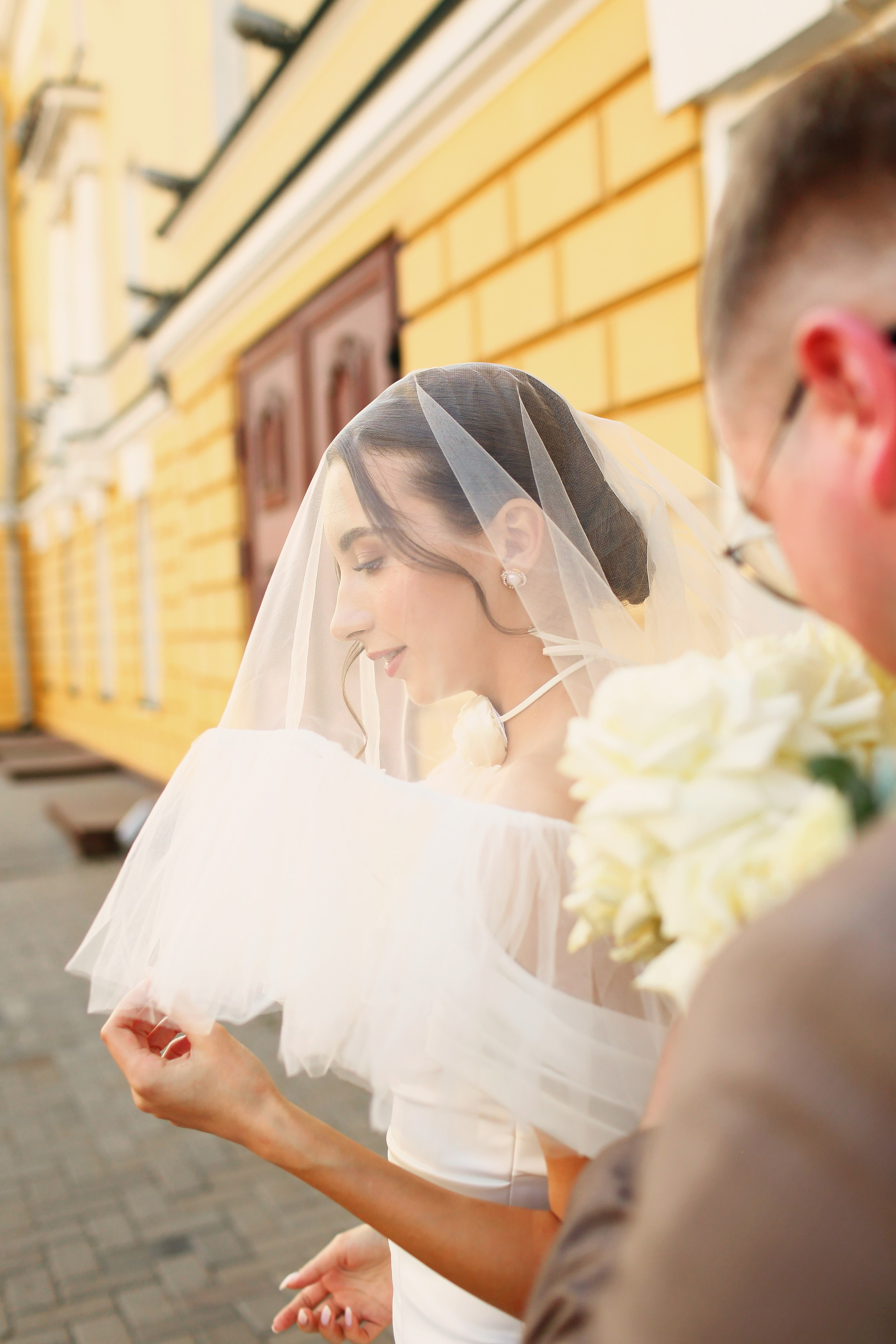 Свадебная осенняя фотосессия Ивана и Лидии в городе. Свадебный и репортажный фотограф в Ярославле и Санкт-Петербурге Роман Микрюков