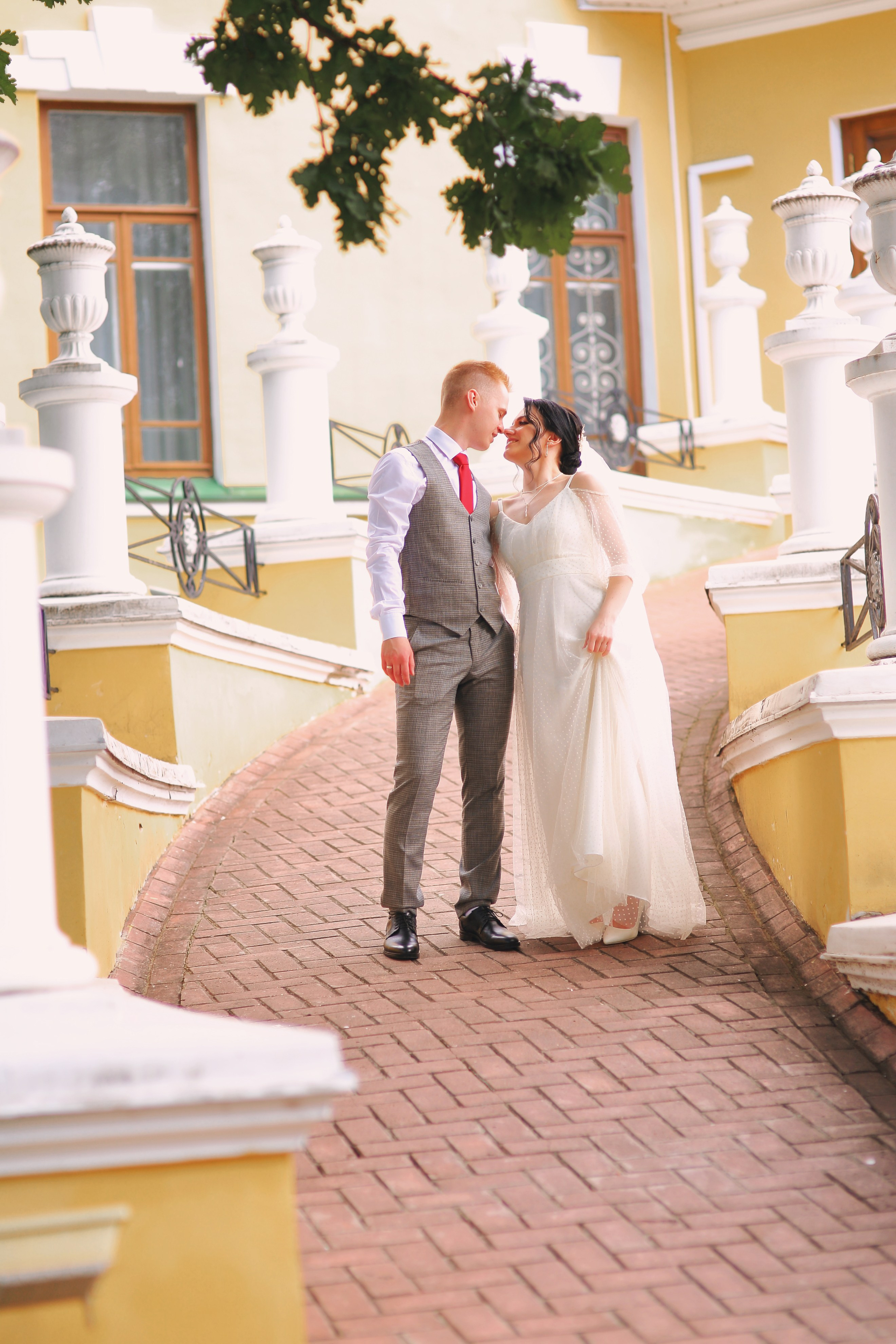 Съемка пары в отеле, на природе, в городе. Свадебный и репортажный фотограф в Ярославле и Санкт-Петербурге Роман Микрюков