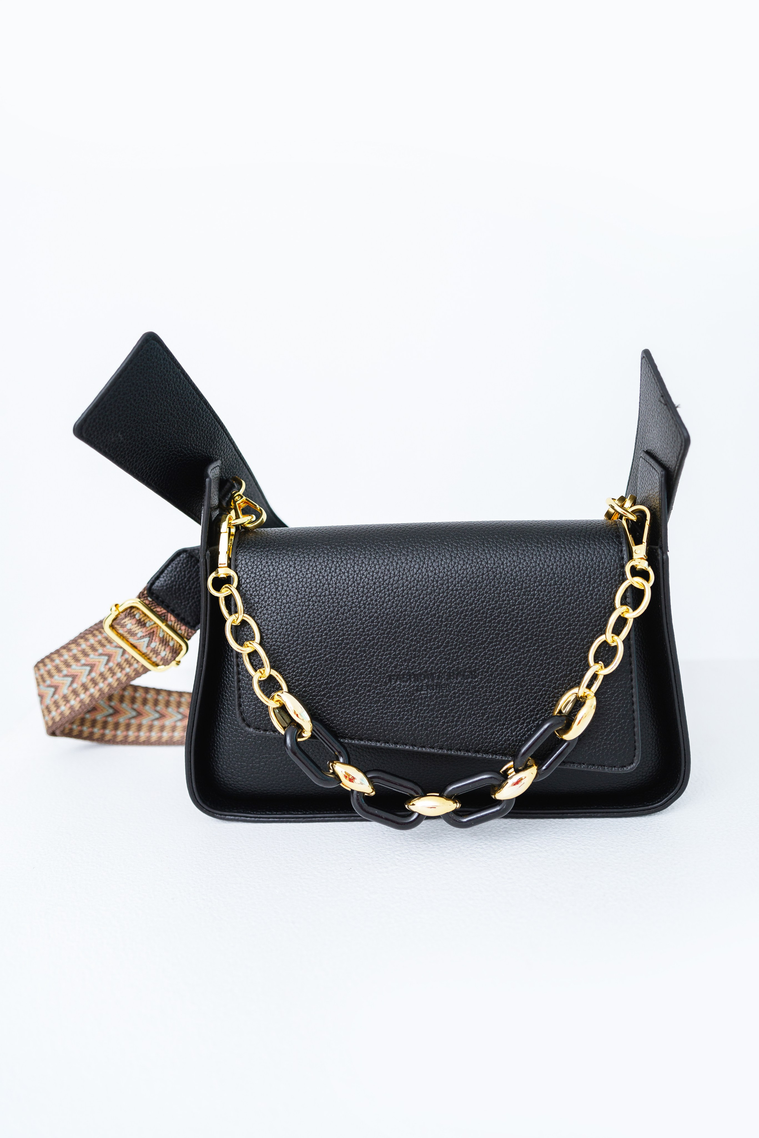 Предметная фото съемка для маркетплейсов в студии Балаково