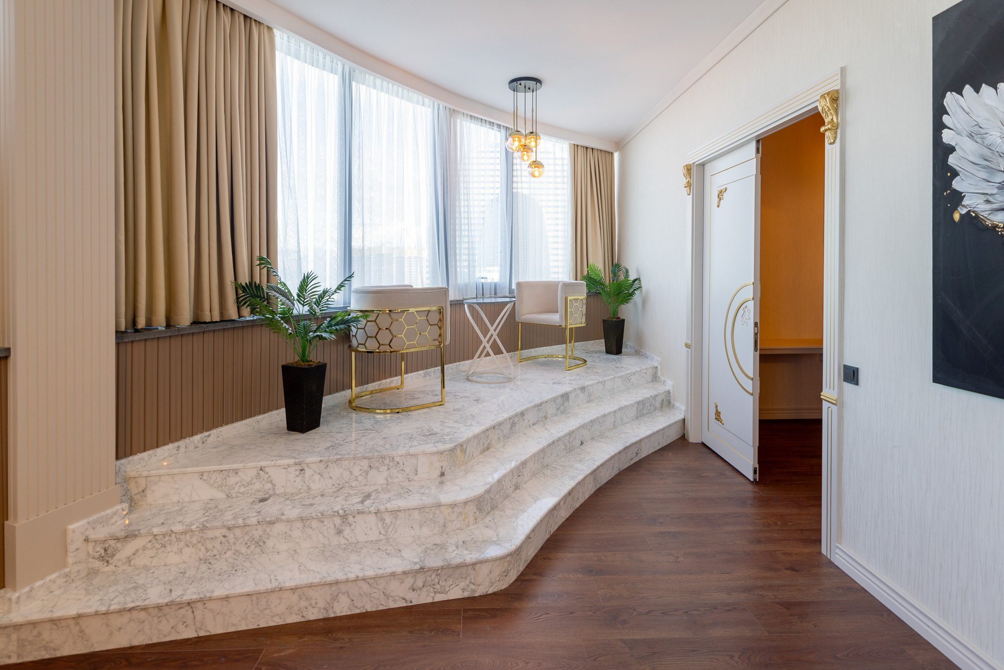 SKY TOWER (METRO CITY). Режиссёр, клипмейкер, фотограф — Андрей Охота