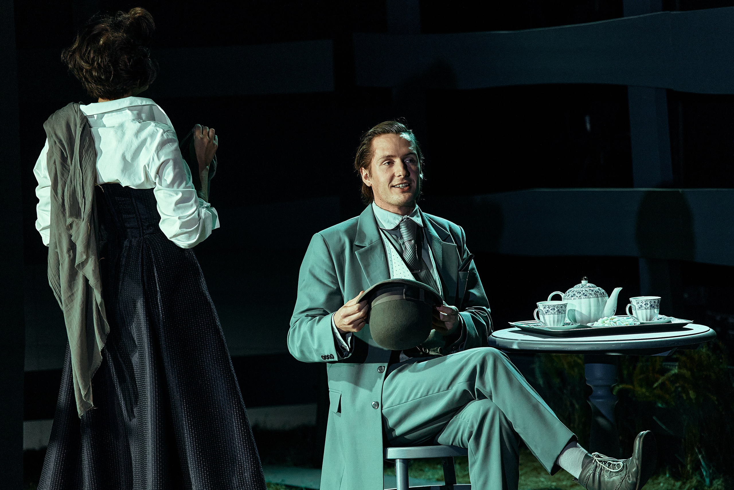 Бесприданница. Приют комедианта. Фотограф Нина Антонова