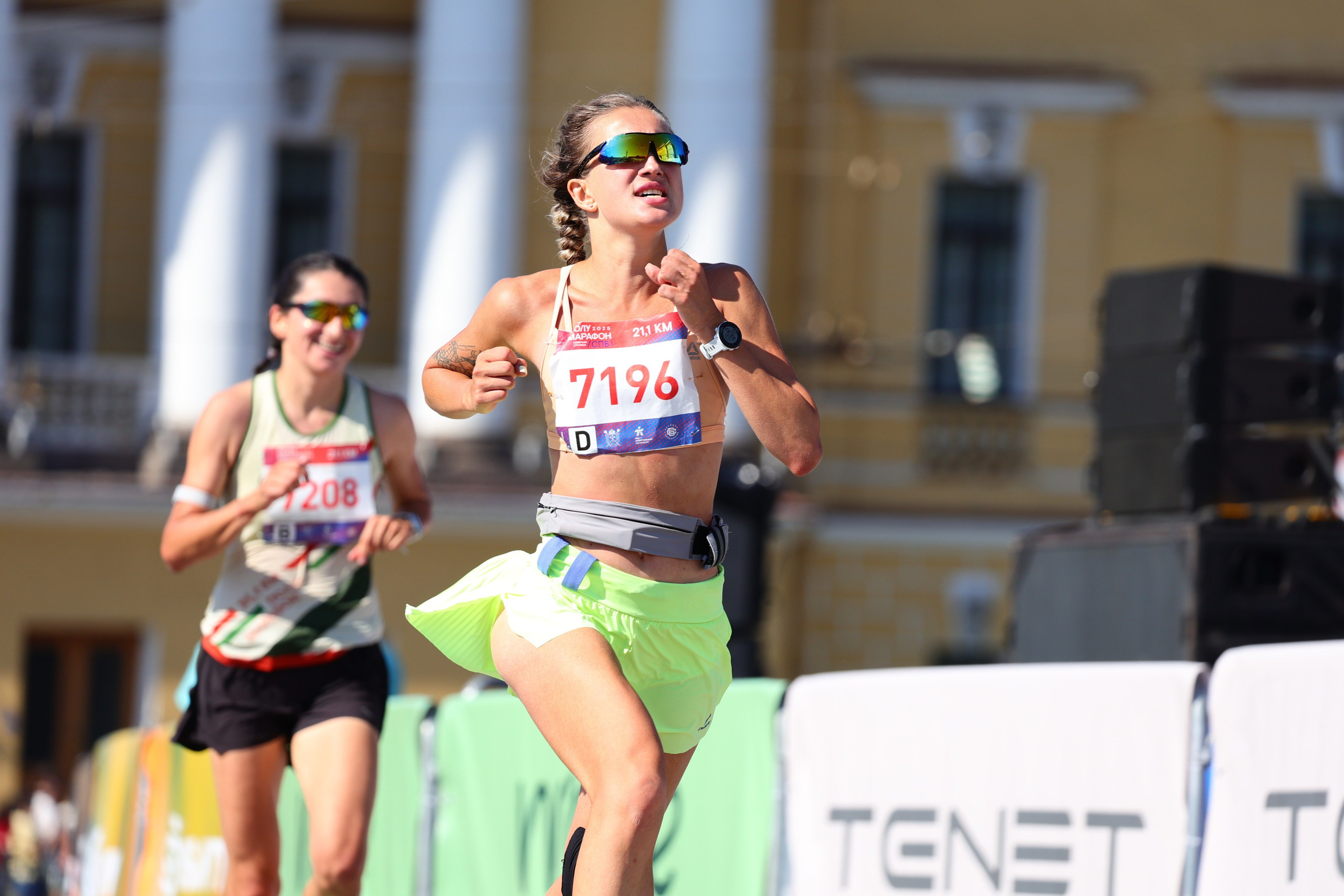 Полумарафон СПБ 2025. Спортивный фотограф в Санкт-Петербурге Илья Vacool