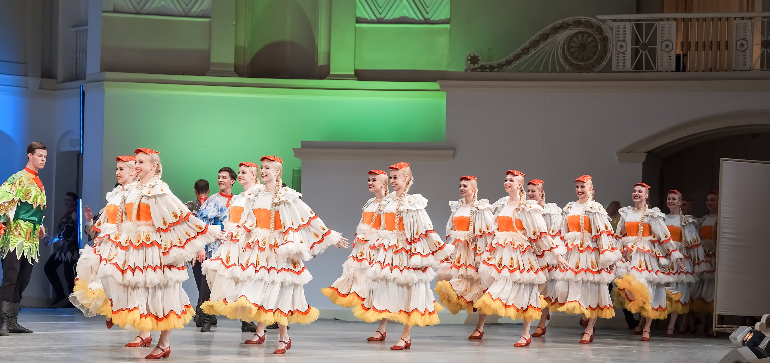 Красноярский государственный академический ансамбль танца Сибири им. Михаила Годенко. Балетный фотограф Москва Майоров Николай