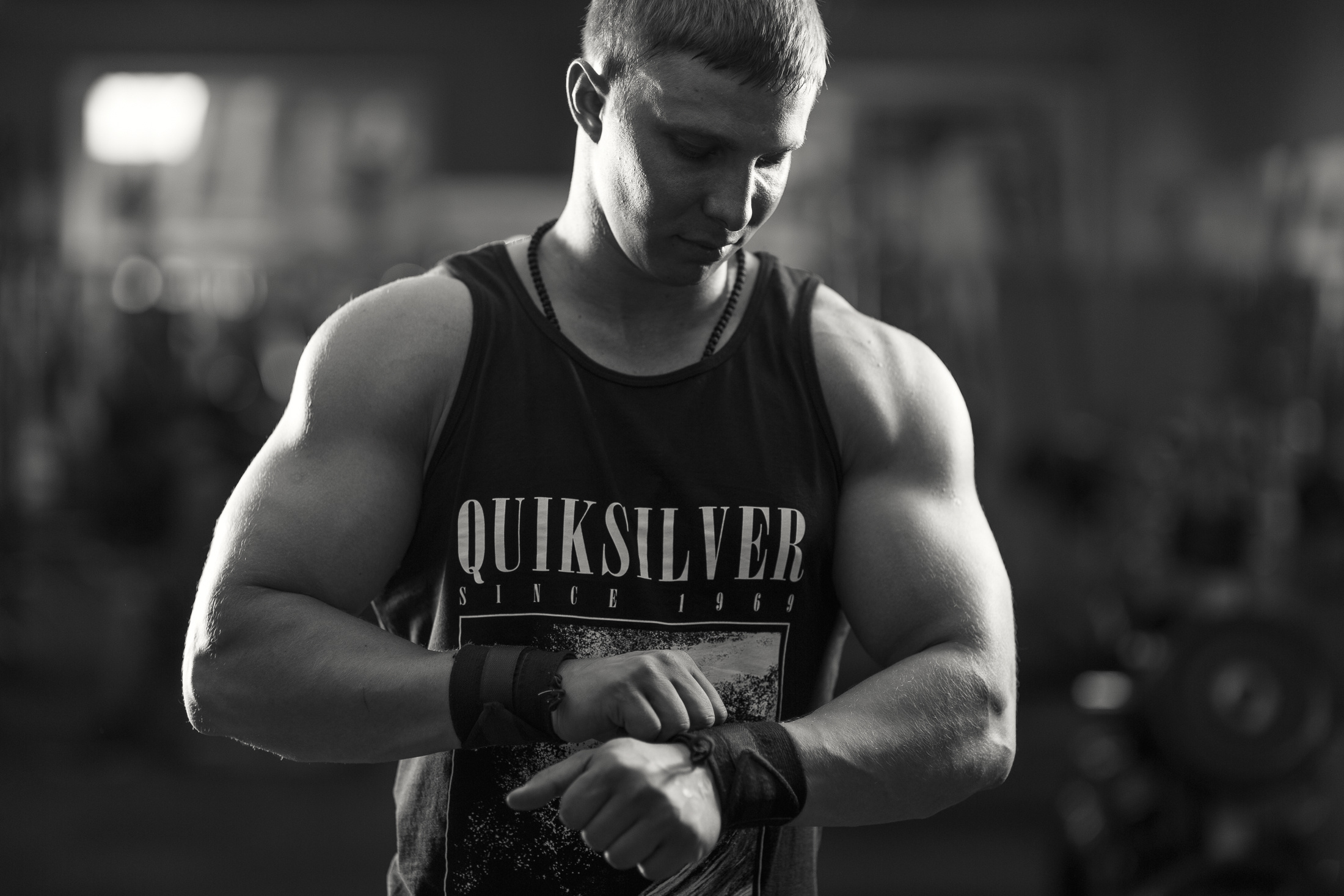 Renatphoto-Репортажная фотосъёмка в спортзале. Профессиональная фотосъёмка интерьеров, предметная фотосессия еды для меню г. Анапа