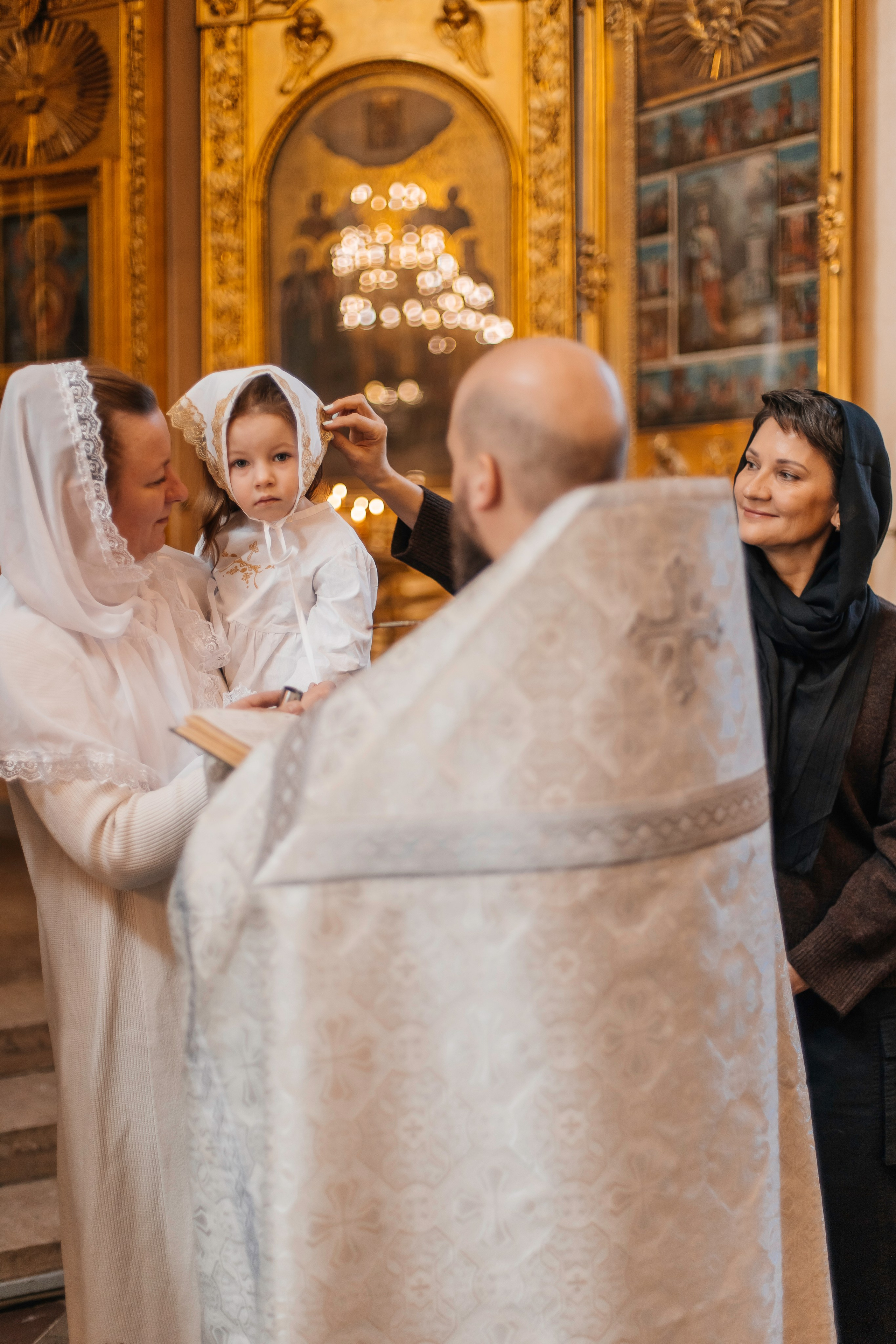 Крещение. Репортажный фотограф в Санкт-Петербурге СПБ Алиса Ческидова на ваше мероприятие