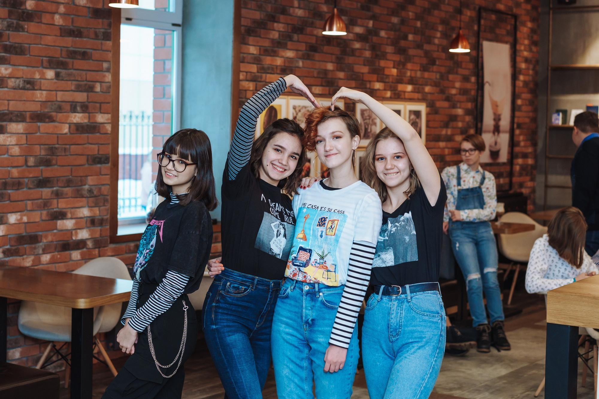 11 класс. КЛАСС | Выпускные альбомы в Нижневартовске