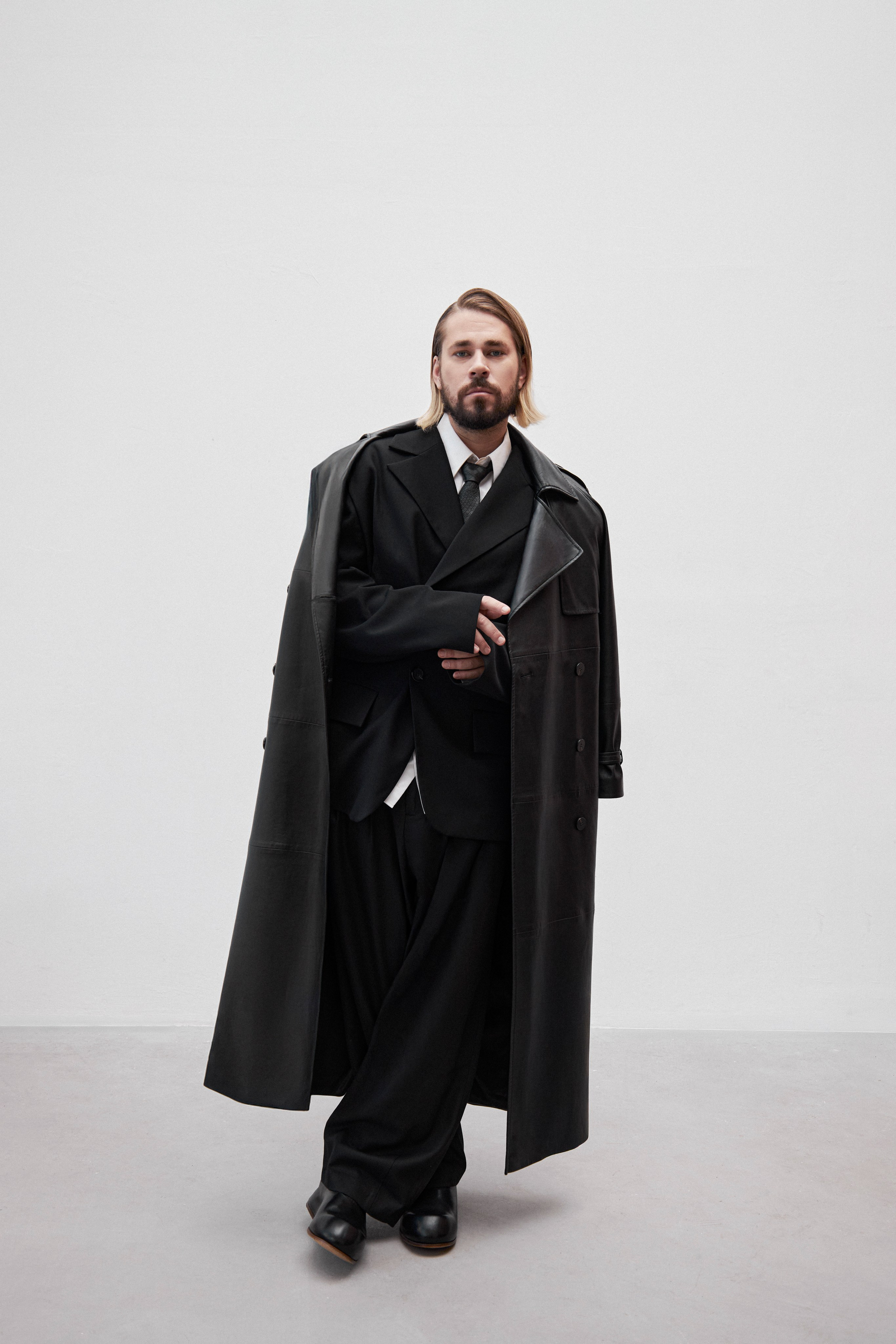 Максим Свобода. Jonyiti