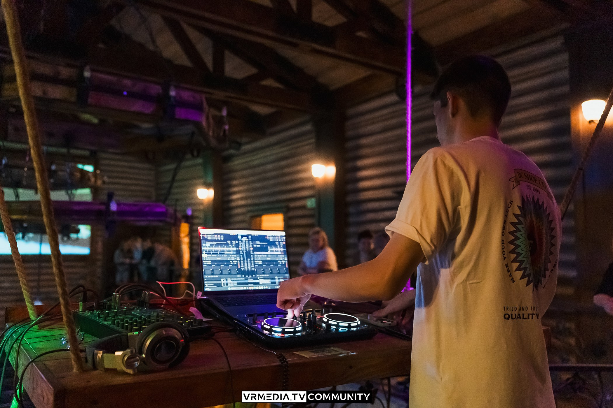 Международный женский день в кафе «У Петровича»