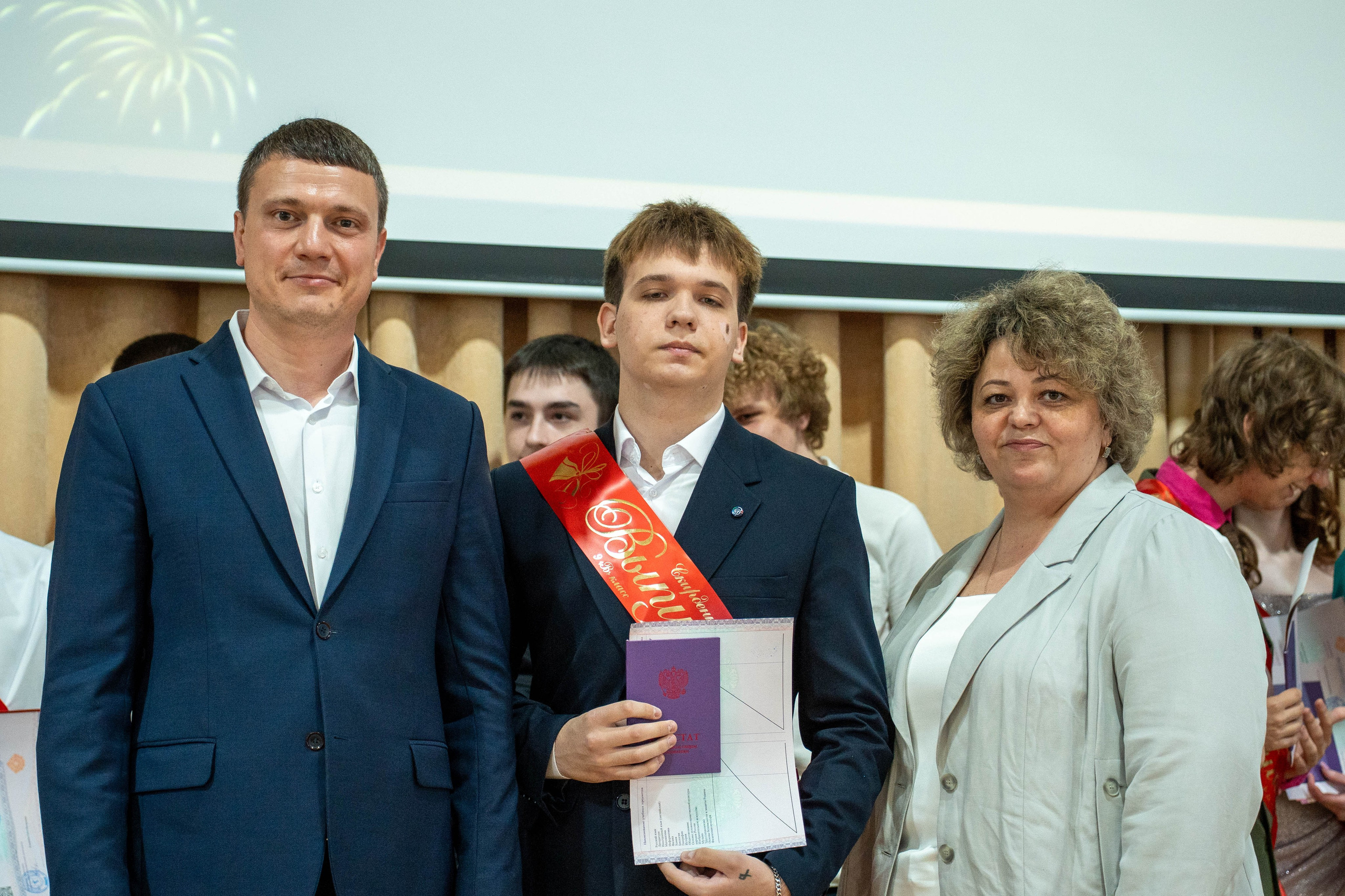 Выпускной 26.06.2026. Коммерческий и художественный фотограф и видеограф в Москве Арсений Тургенев