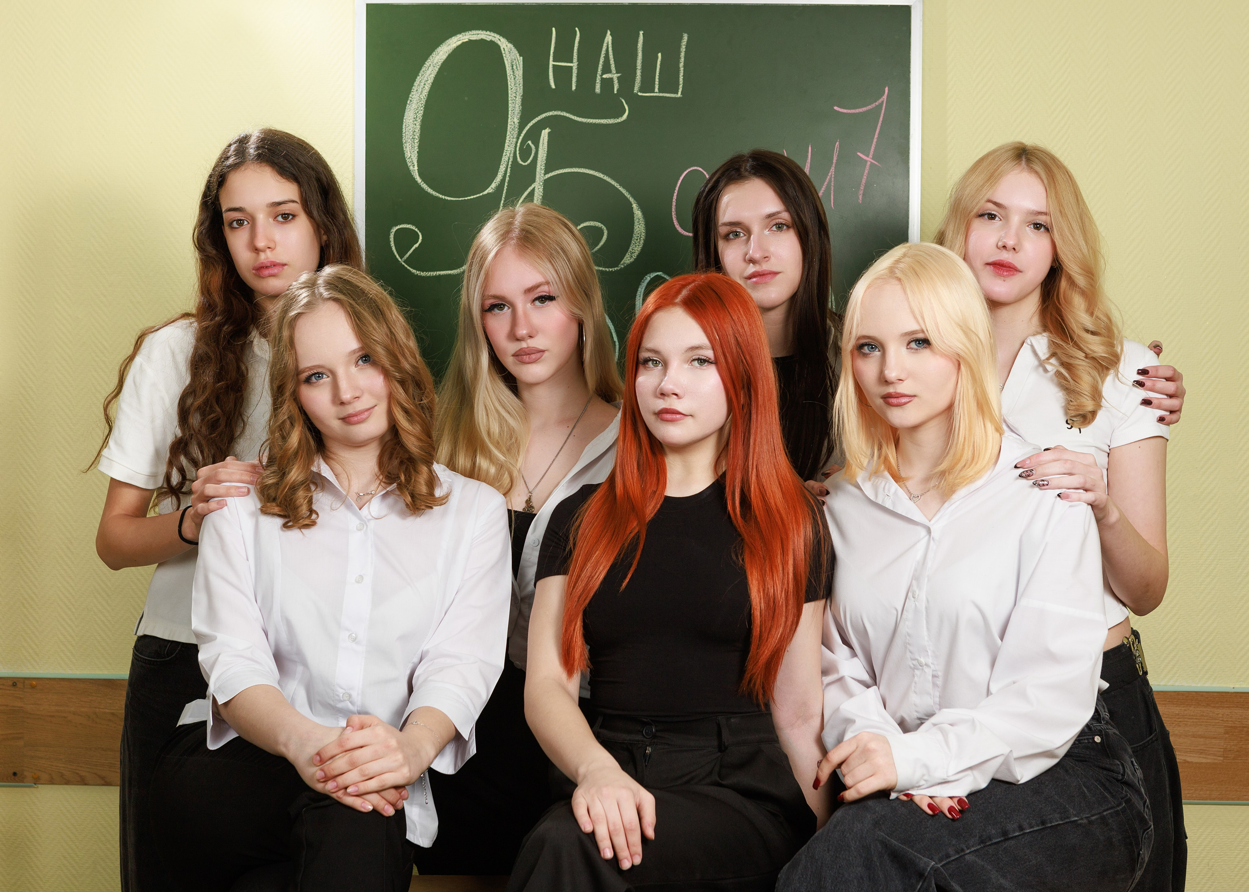 Школа 9 — 11 классы. Выпускные альбомы для школ и детских садов