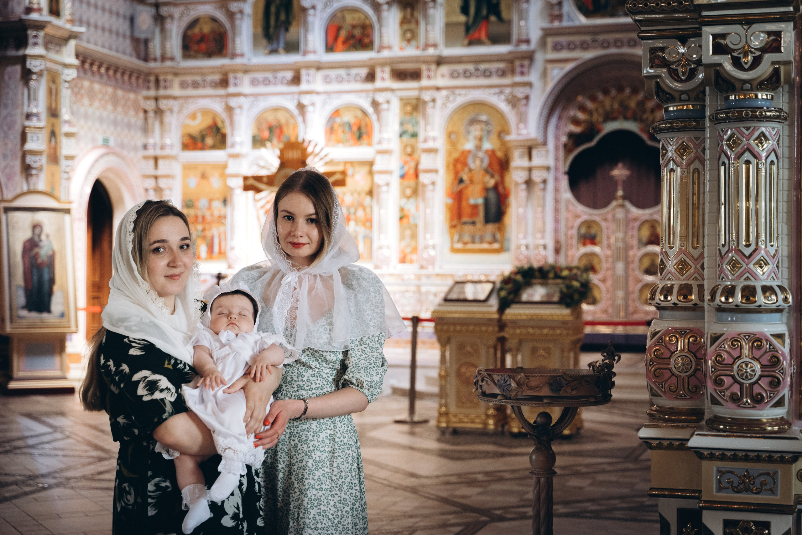 Крещение Варюши (Храм Святой Живоначальной Троицы). Семейный фотограф в Минске Дарья Дреко