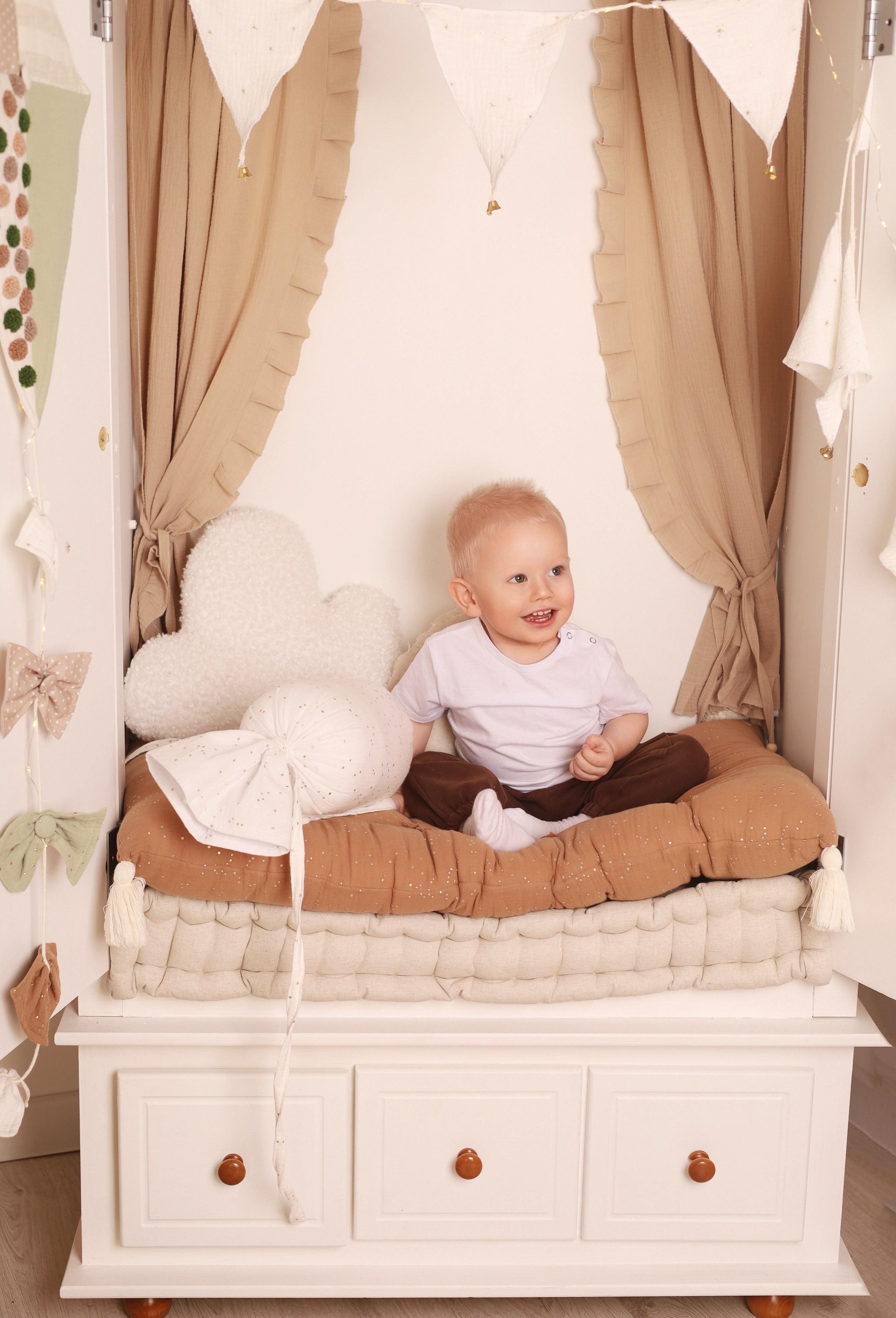 Годовасики. Детский фотограф новорожденных в Москве и Московской области Анна