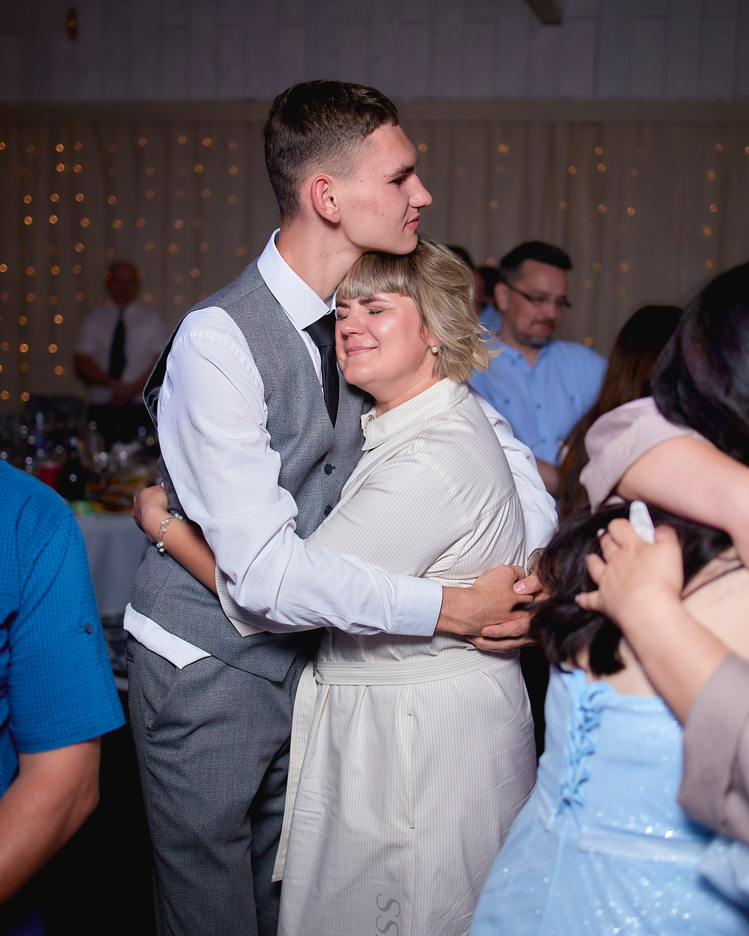 Школа № 79 (выпускной 2023). Фотограф Иван Кузьмин на любое Ваше мероприятие