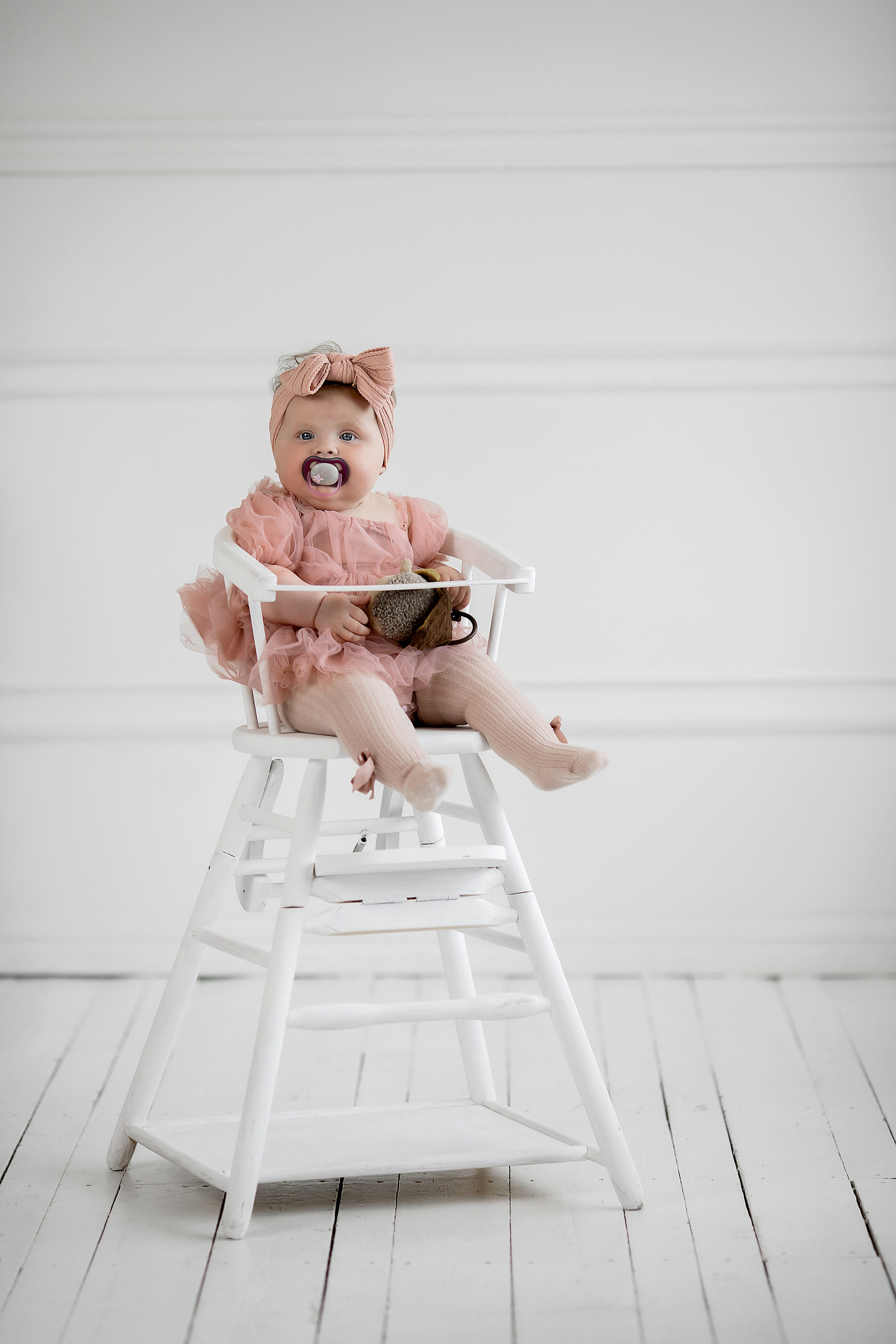 Малыши. Фотостудия Фонарь