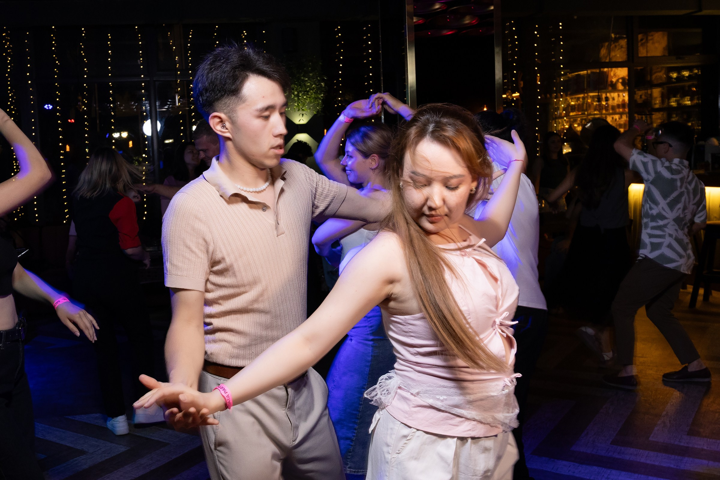 Bachata party by One Flick. Репортажный фотограф в Алматы Каюпов Сержан