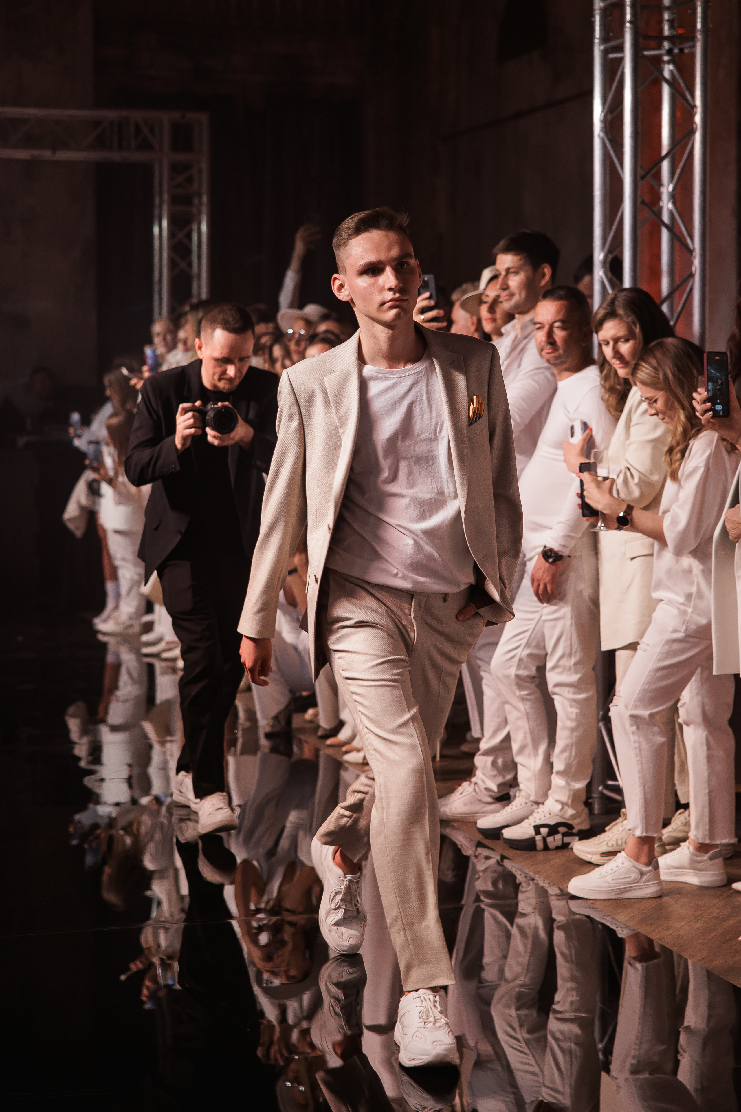 Показ NOVI&NOVIKOV