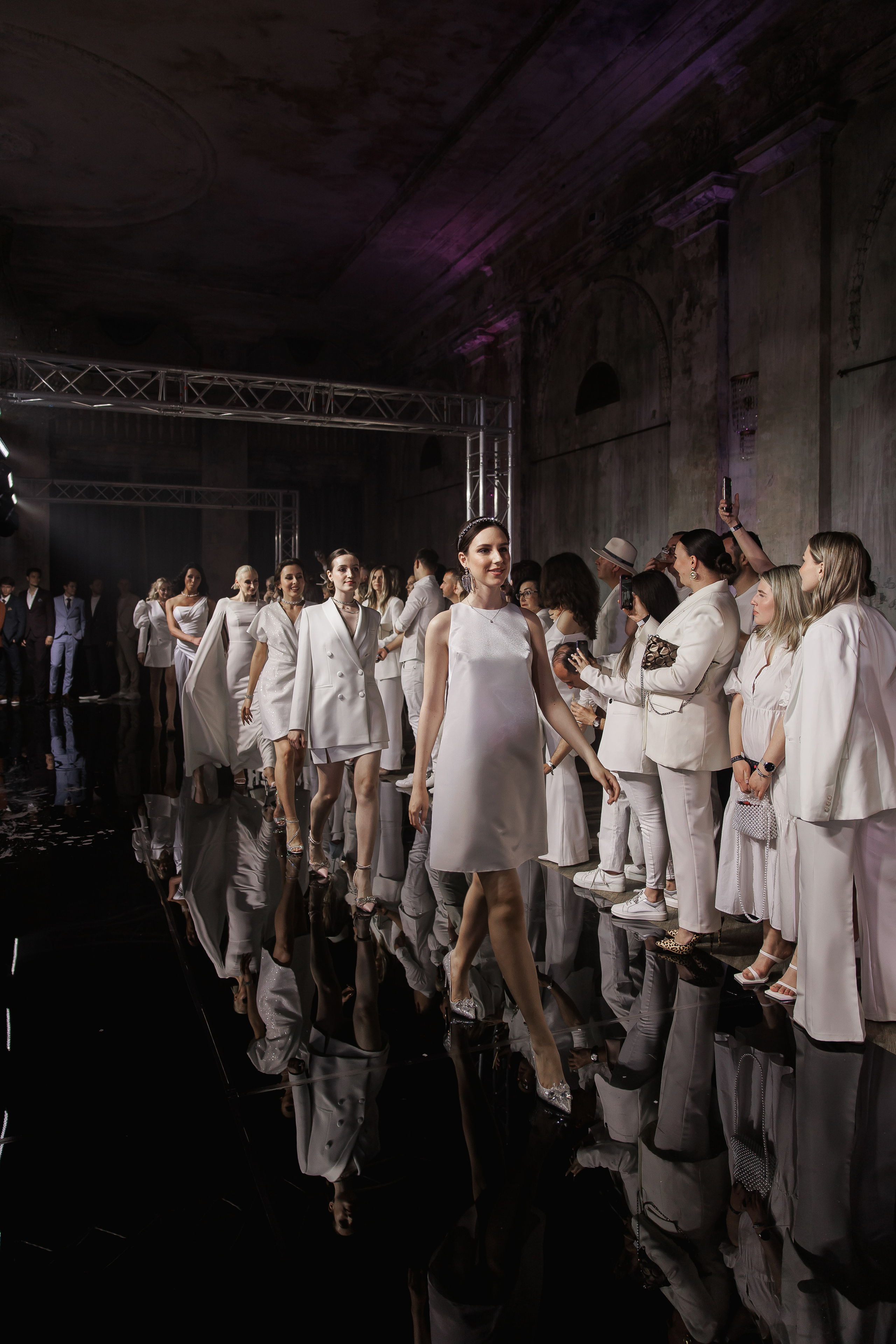 Показ NOVI&NOVIKOV