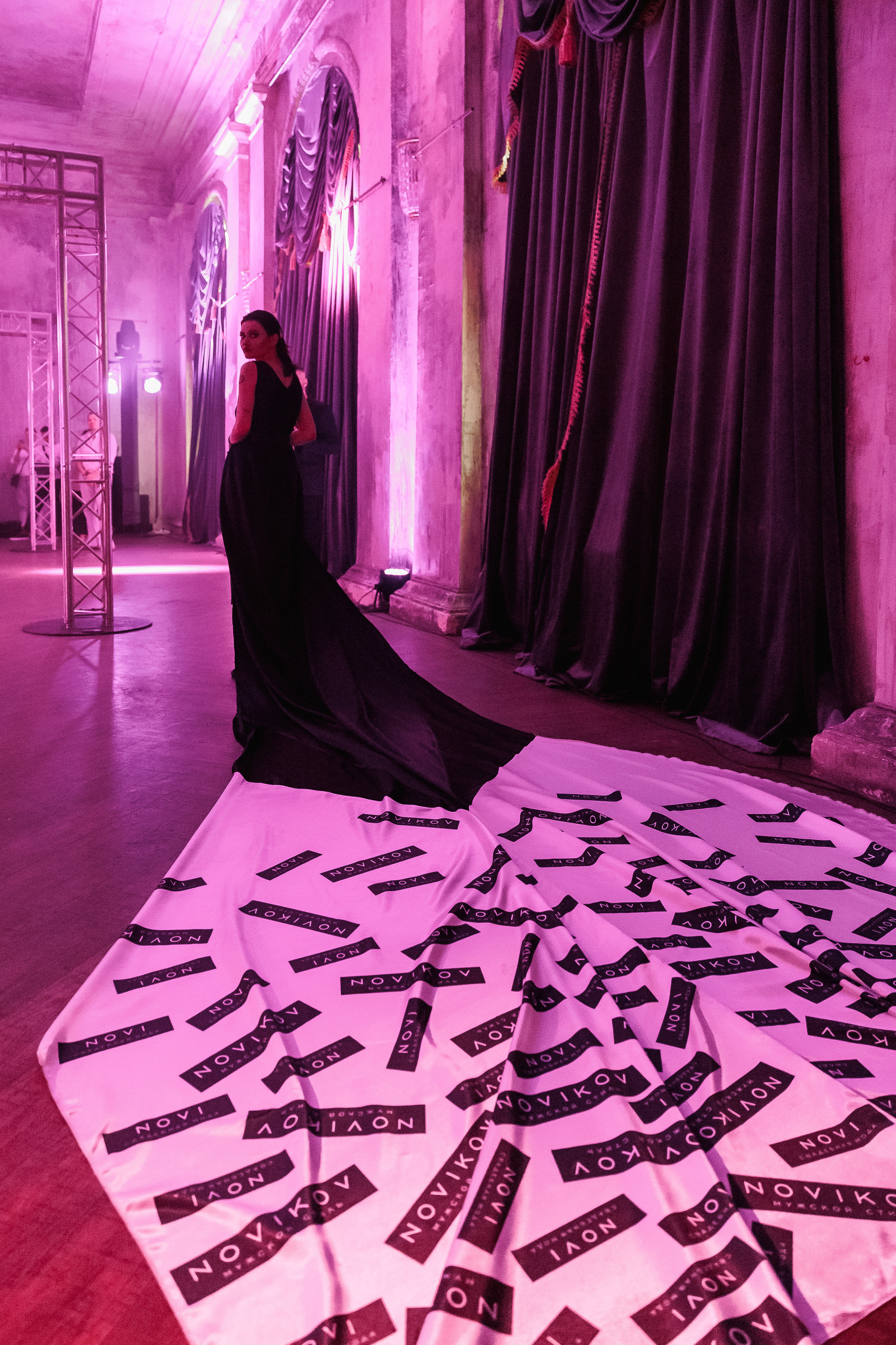 Показ NOVI&NOVIKOV