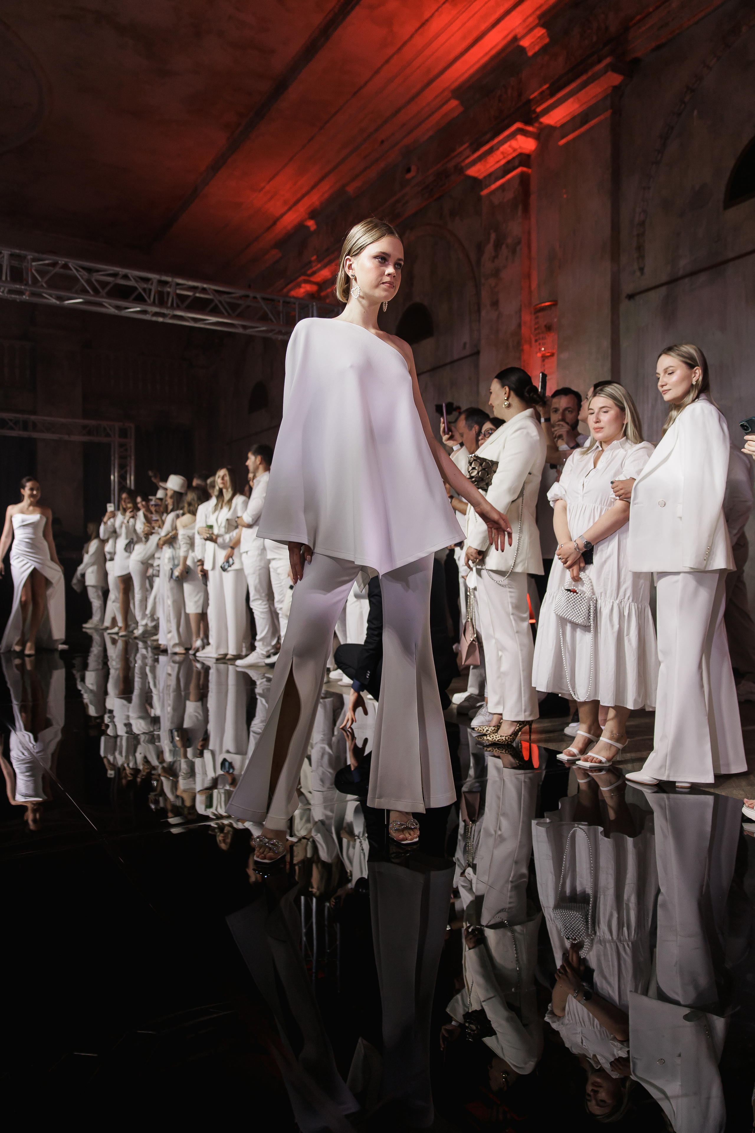 Показ NOVI&NOVIKOV