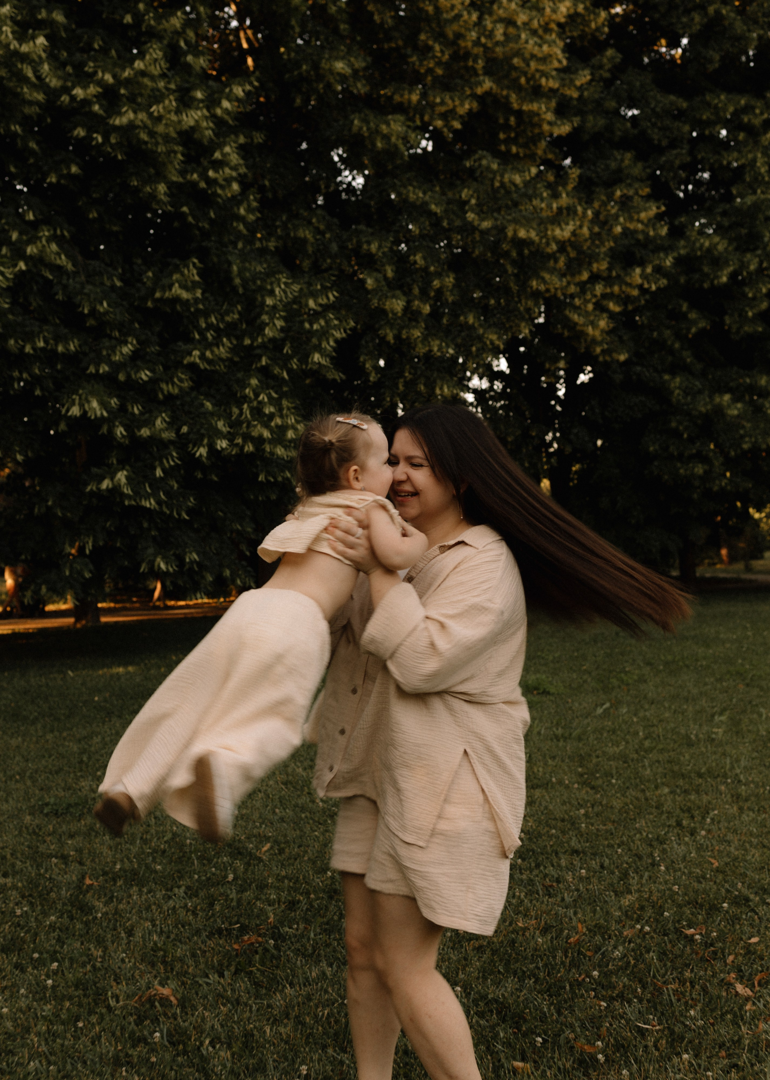 К двум годам Машули — дендрарий. Семейный фотограф в Краснодаре Храмова Анна