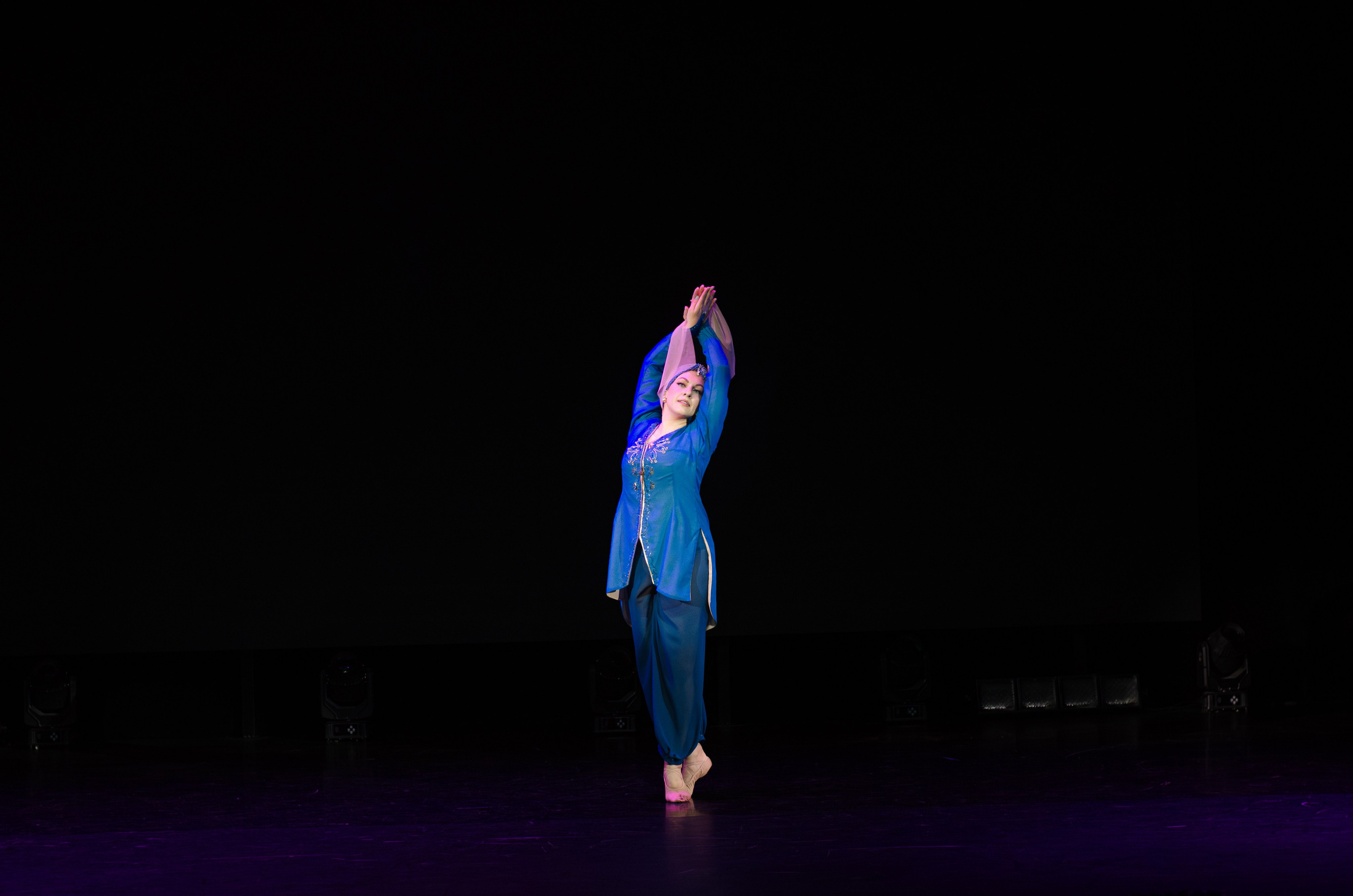 Гала-концерт Всероссийского фестиваля любительского балета Aurora PRIX — 2025. Портретный и репортажный фотограф в Санкт-Петербурге Варвара Жукова