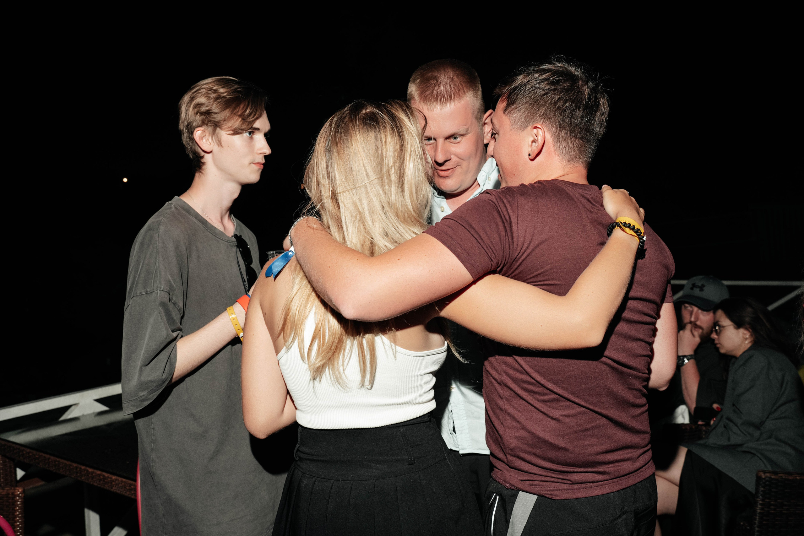 Бери заряд. Свадебный фотограф Москва Александра Аверкова