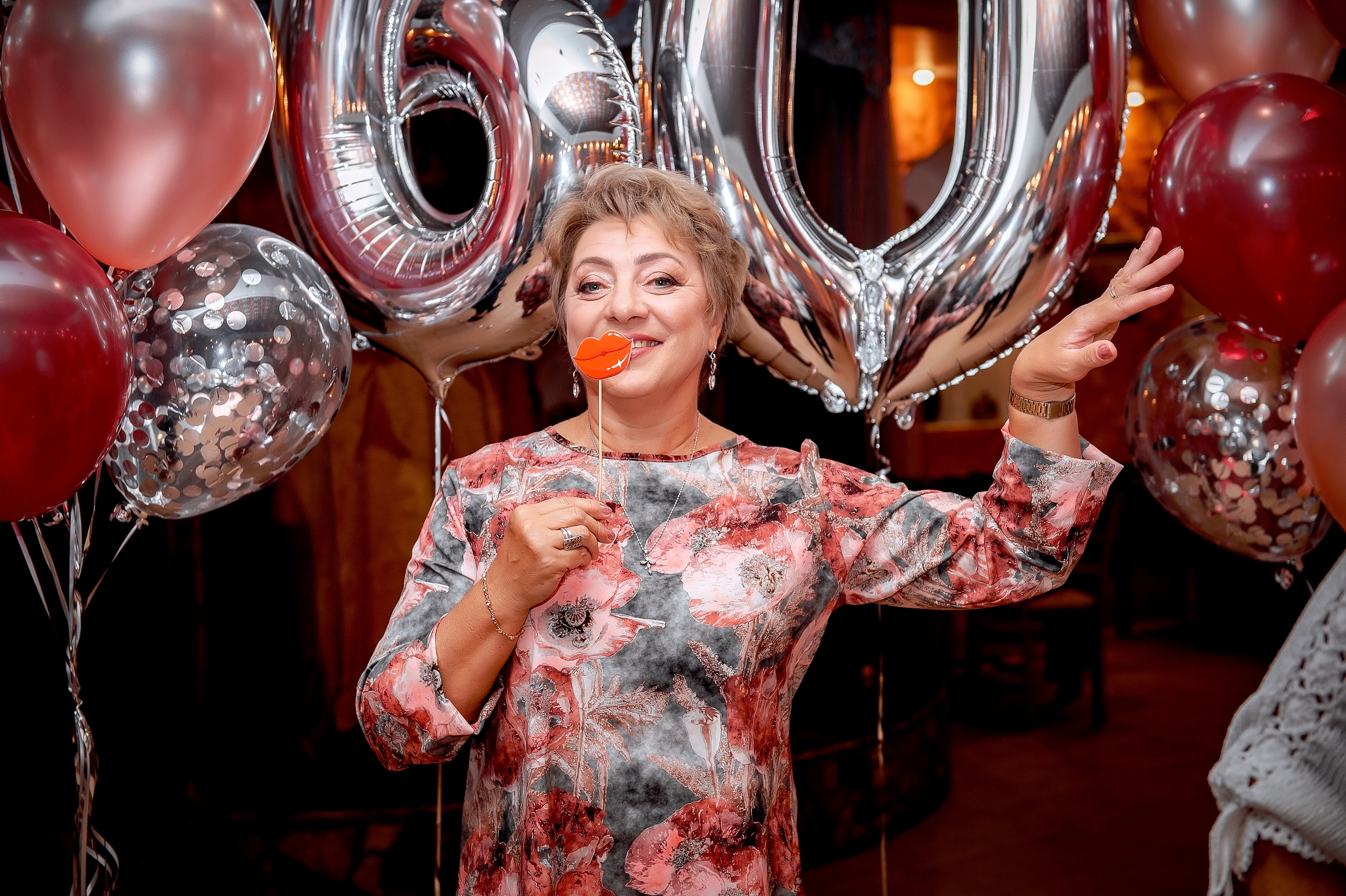 Фотосъемка юбилея в Щелково в кафе Бухара. Свадебный и семейный фотограф Виктория Носачёва. Щелково, Москва и МО