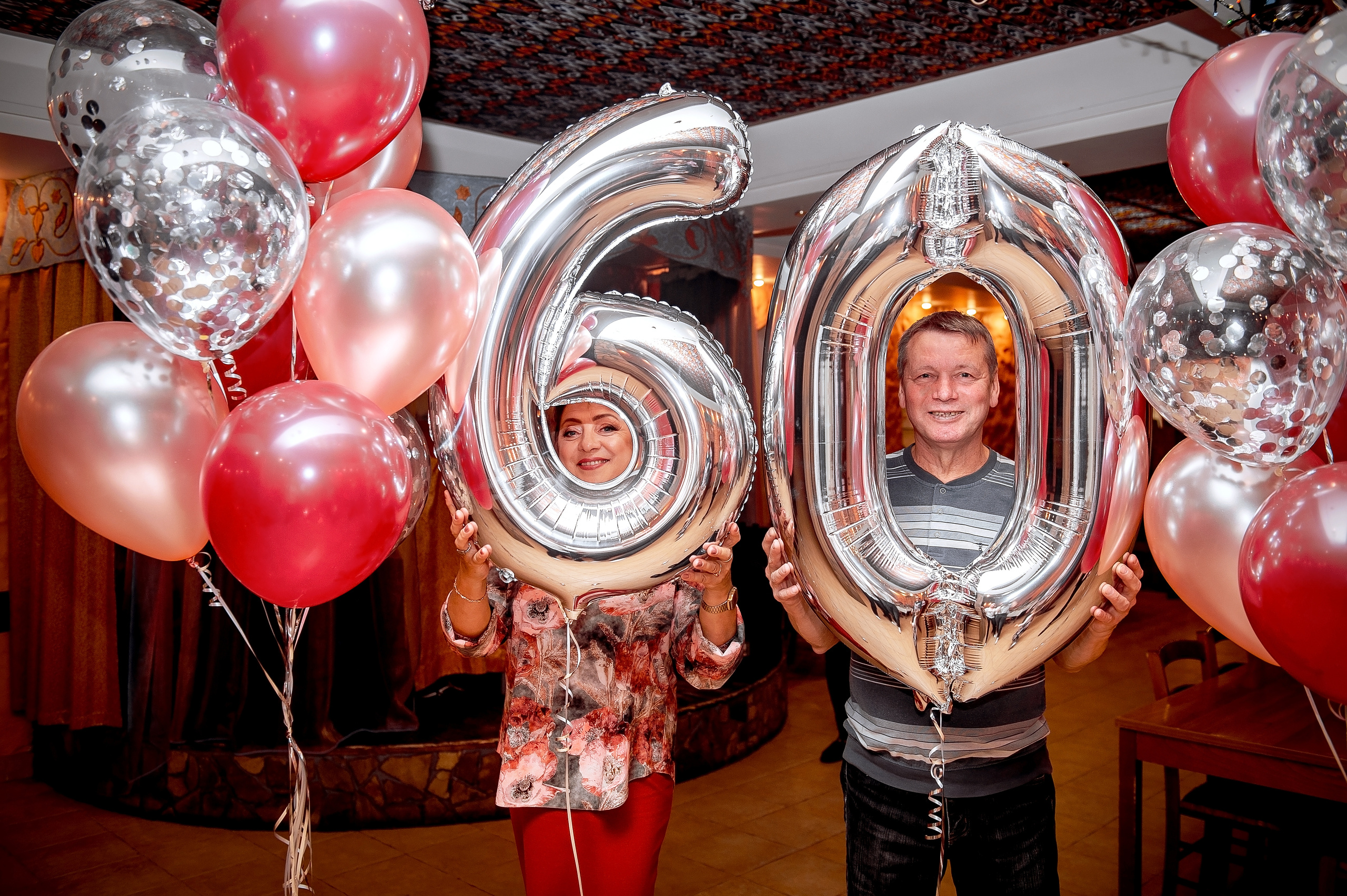 Фотосъемка юбилея в Щелково в кафе Бухара. Свадебный и семейный фотограф Виктория Носачёва. Щелково, Москва и МО