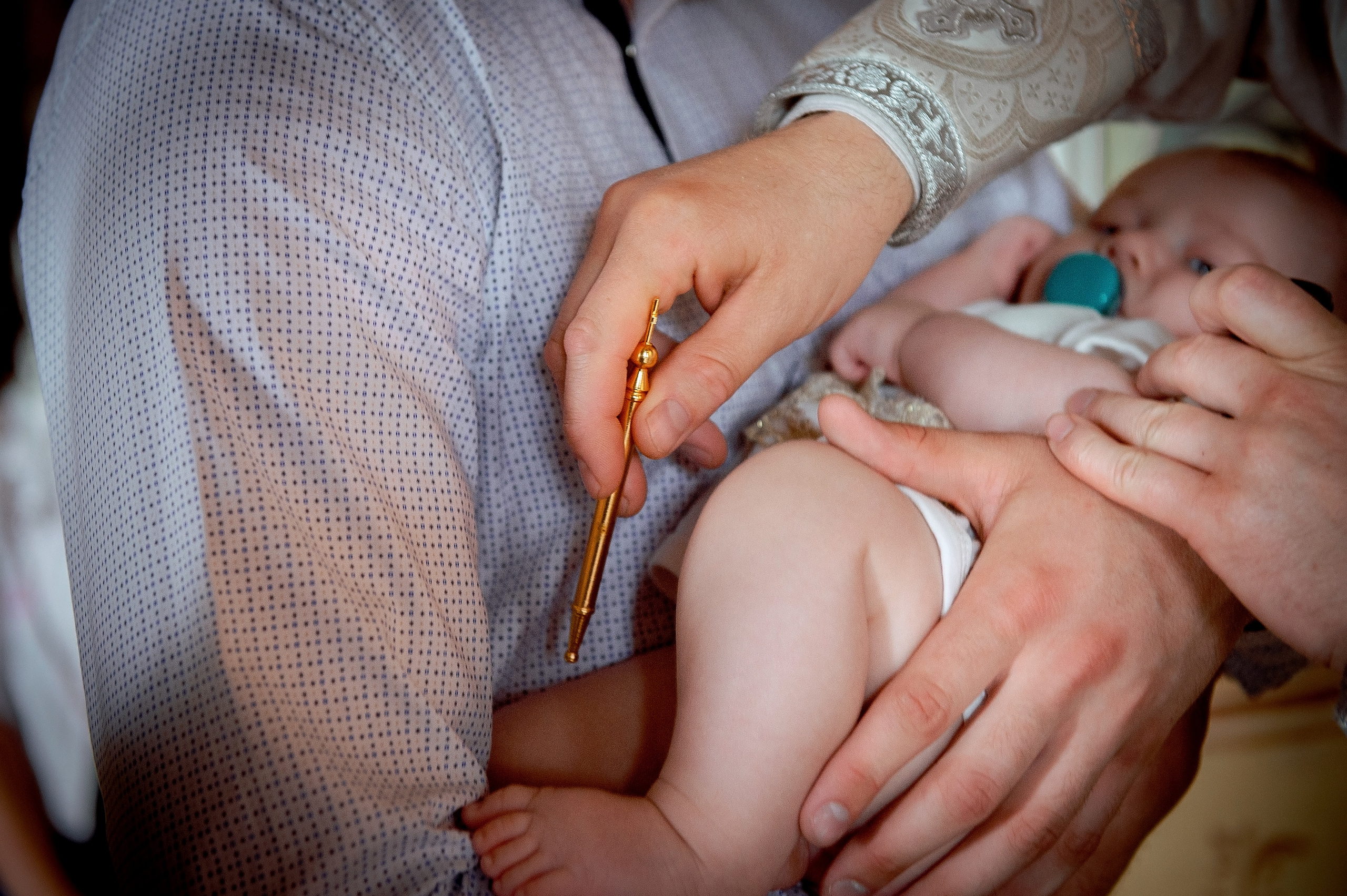 Фотосъемка крещения в Пушкино. Свадебный и семейный фотограф Виктория Носачёва. Щелково, Москва и МО