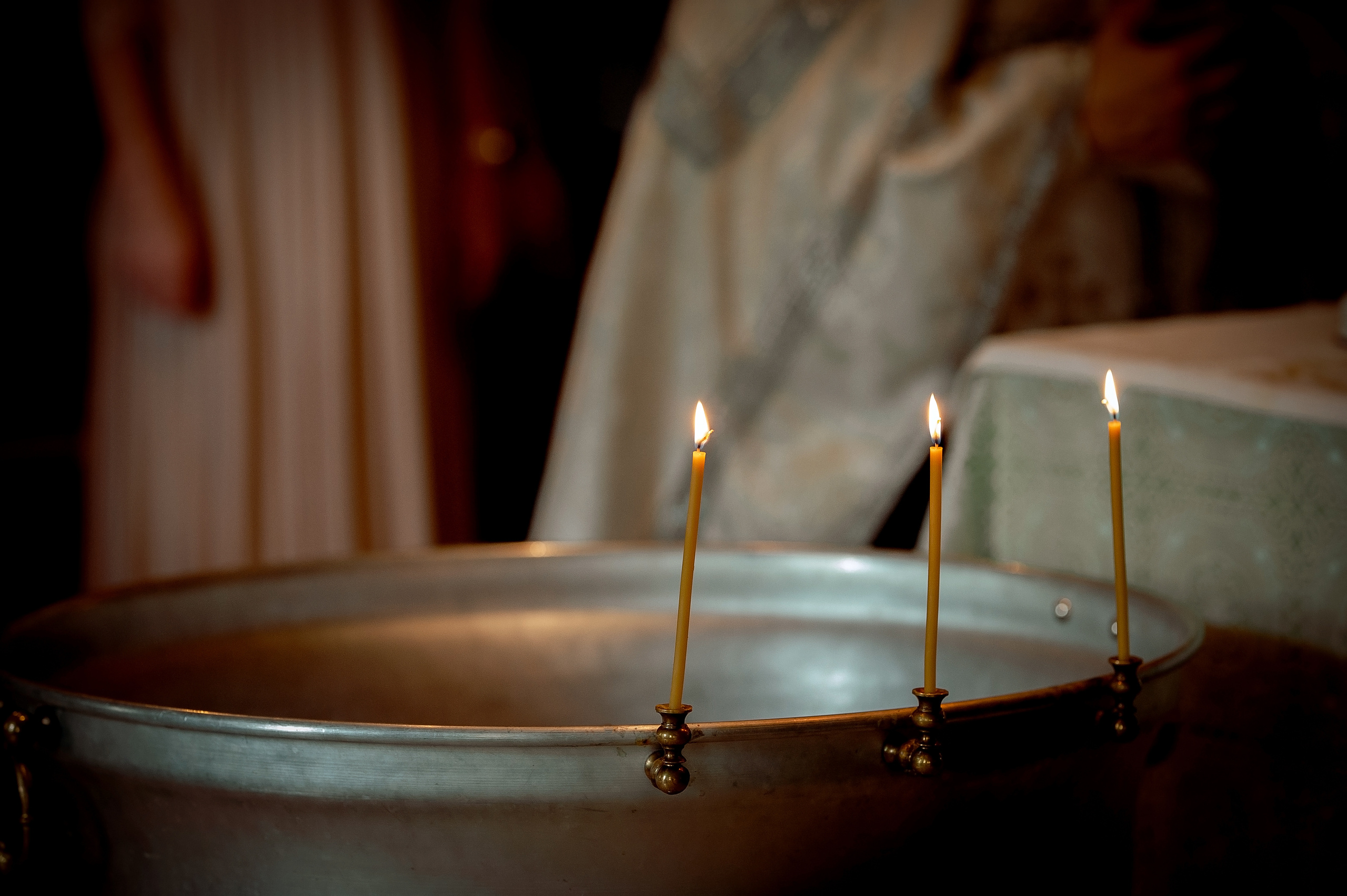 Фотосъемка крещения в Образцово. Свадебный и семейный фотограф Виктория Носачёва. Щелково, Москва и МО