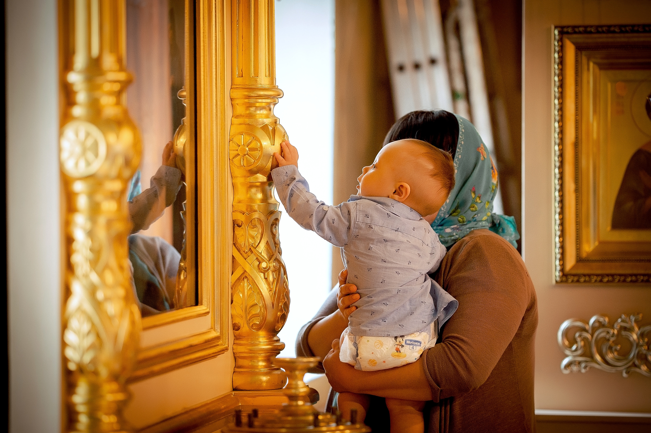 Фотосъемка крещения в Образцово в Щелково. Свадебный и семейный фотограф Виктория Носачёва. Щелково, Москва и МО