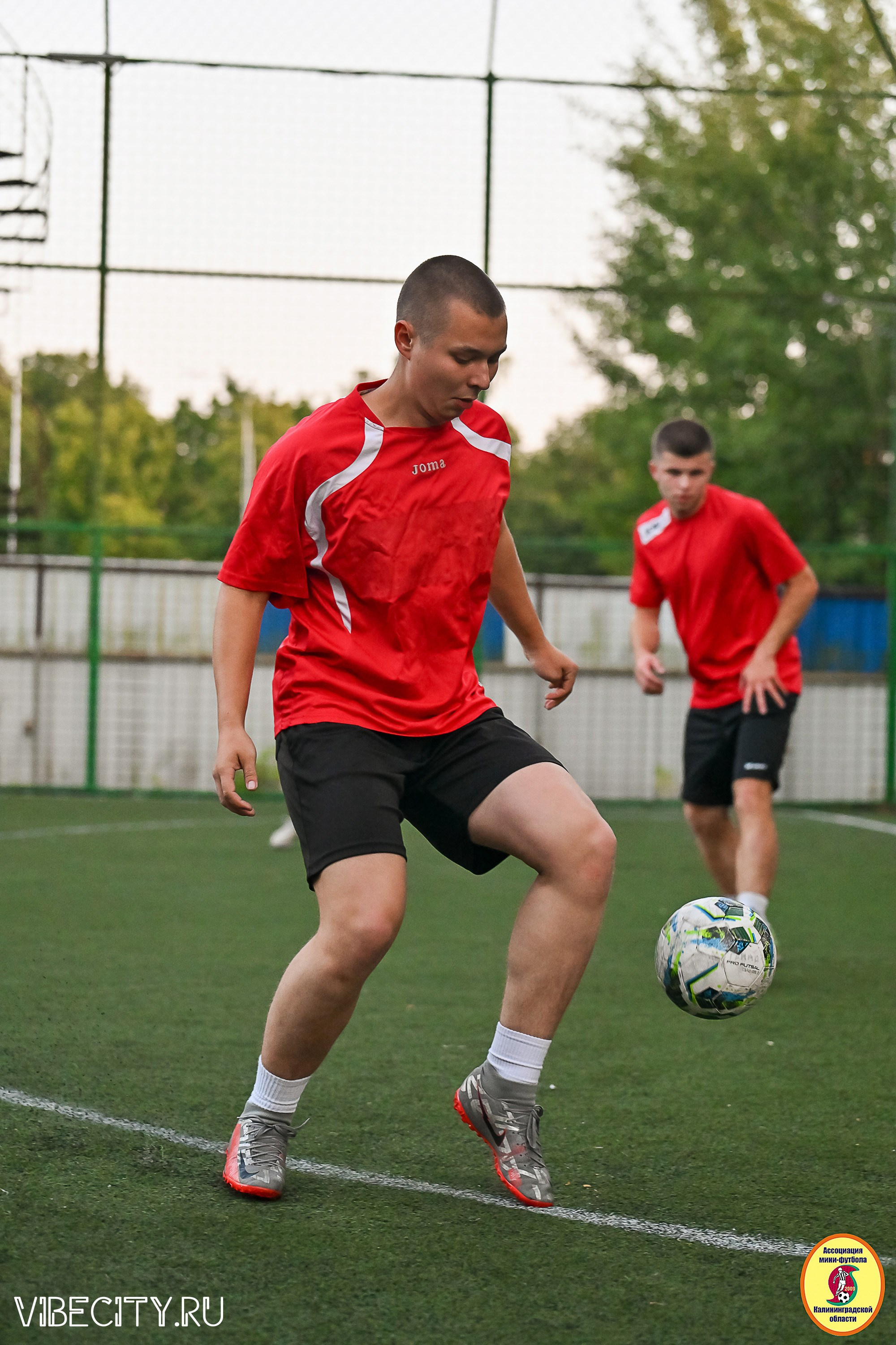 ИГРЫ ПЛЕЙ-ОФФ ПЕРВОГО ДИВИЗИОНА МИНИ-ФУТБОЛЬНОЙ ЛИГИ. VIBECITY.RU Вайб Сити Ру Фоторепортажи Фотоотчеты Калининград