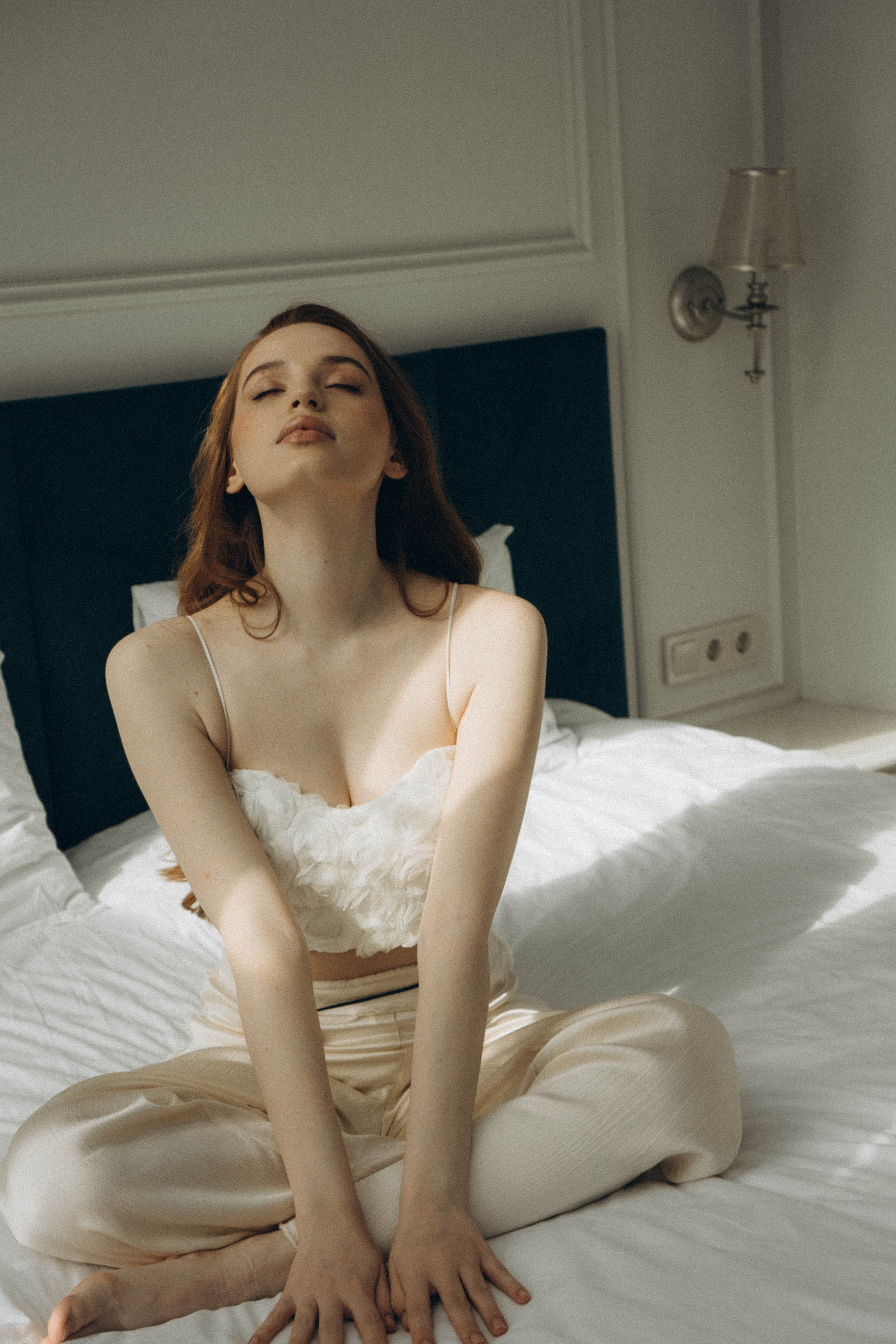 СВАДЕБНАЯ СЬЕМКА В ОТЕЛЕ. СБОРЫ ЖЕНИХА И НЕВЕСТЫ И ТАКЖЕ ТОР И ПОДГОТОВКА К ПРОГУЛКЕ. Профессиональный фотограф, Санкт-Петербург — Виктория Богомолова