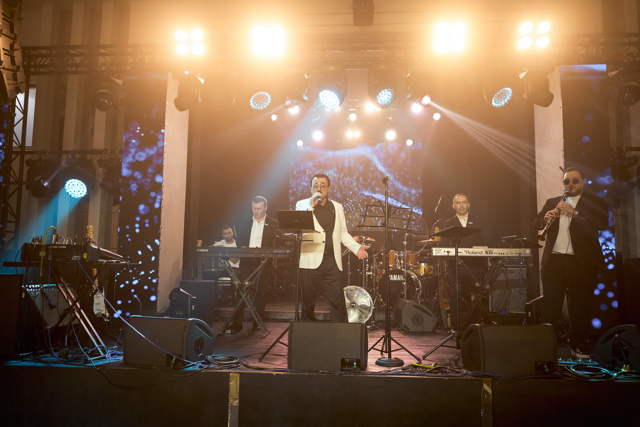 Красивое сватовство со звездами в Сид Холе в Пятигорске! ТВИНС СТУДИО. ТВИНС СТУДИО — лучшие свадебные фотографы и видеографы в Краснодаре