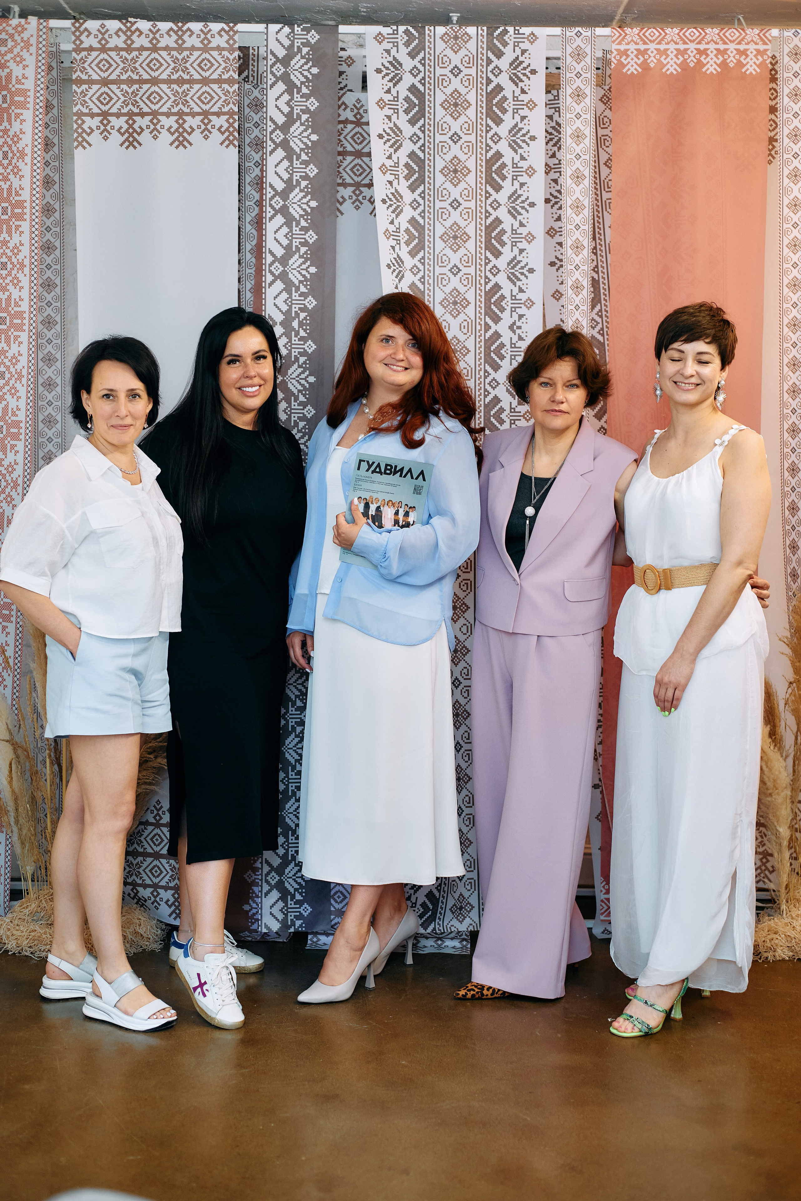 Деловой разговор «Перспективы инвестиций в 2024 году». Фотограф в Смоленске Ася Польшина